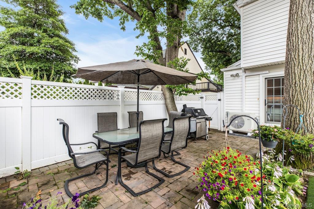 Single Family Stuart Street  Nassau County, NY 11563, MLS-1020259-32