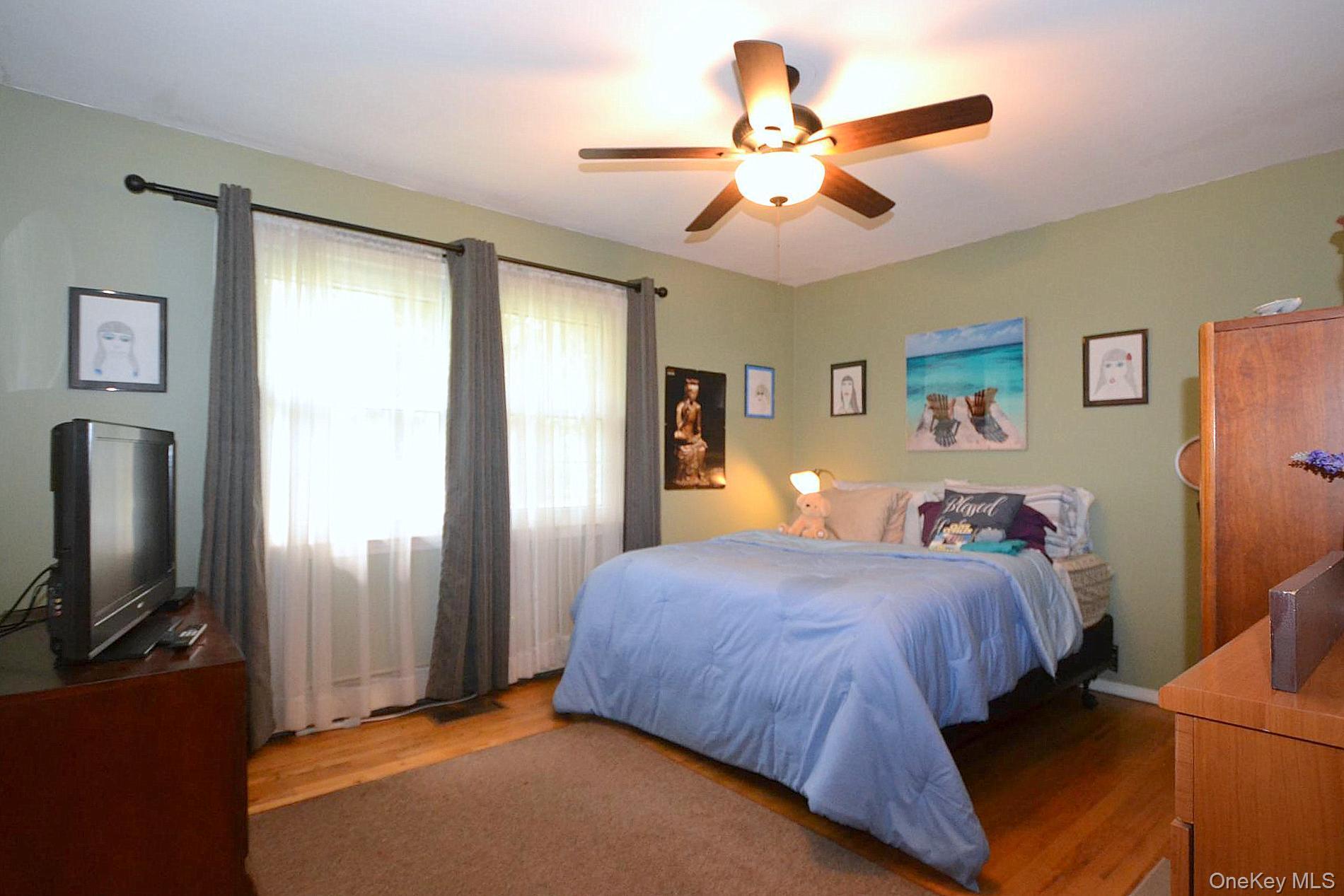 Single Family Radio Avenue  Suffolk County, NY 11764, MLS-1020283-10