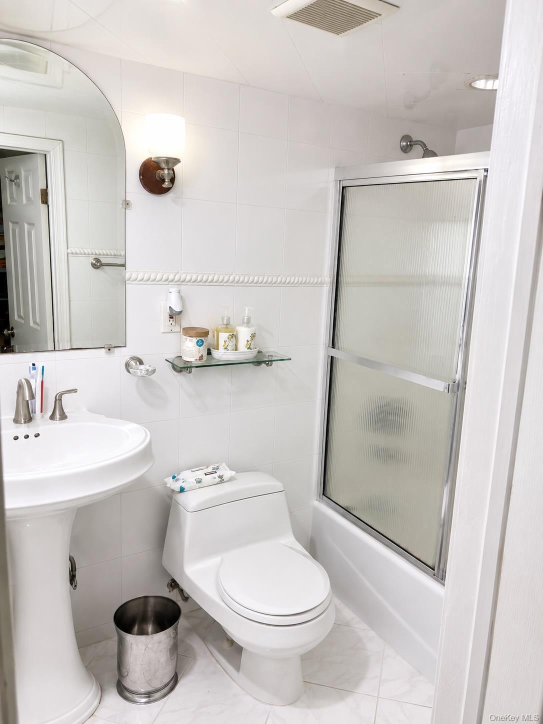 Single Family 145th Avenue Queens, NY 11422, MLS-1020292-14