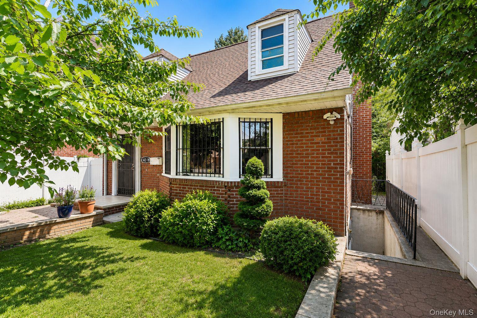 Single Family 84th Avenue Queens, NY 11435, MLS-1020309-2