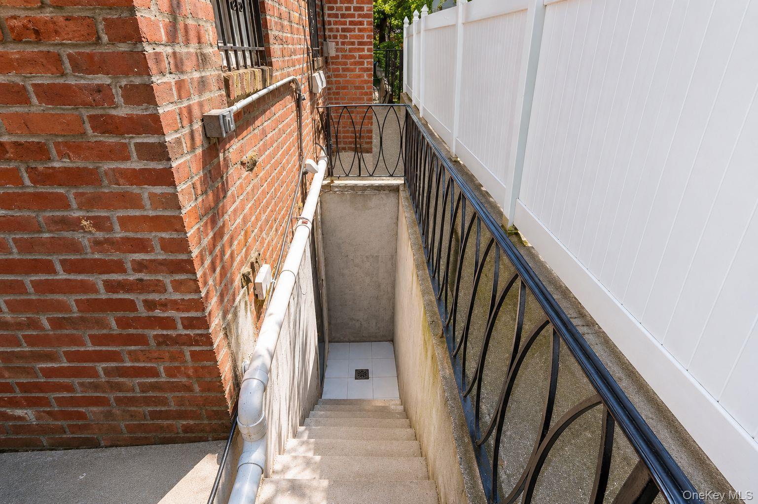 Single Family 84th Avenue Queens, NY 11435, MLS-1020309-36