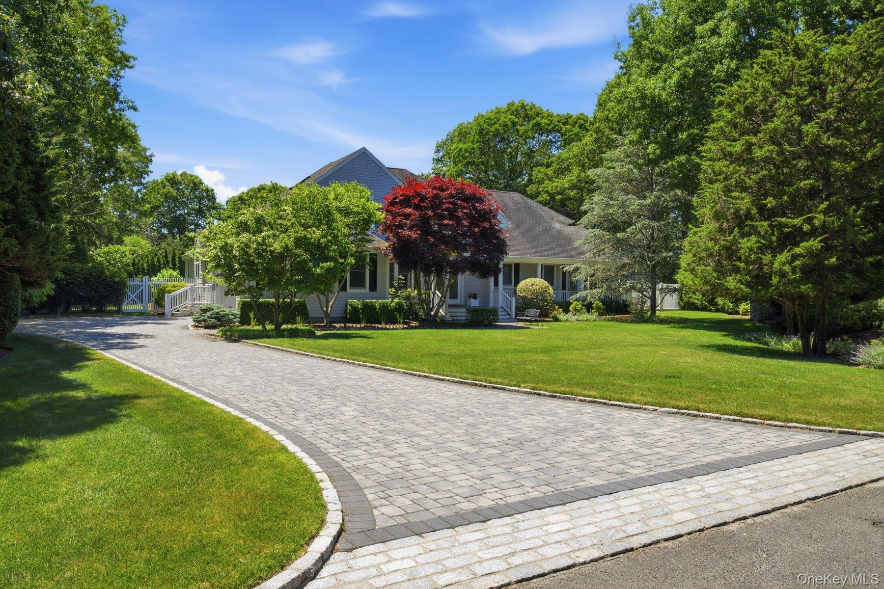 Single Family Cedarfield Lane Suffolk County, NY 11977, MLS-1020331-3