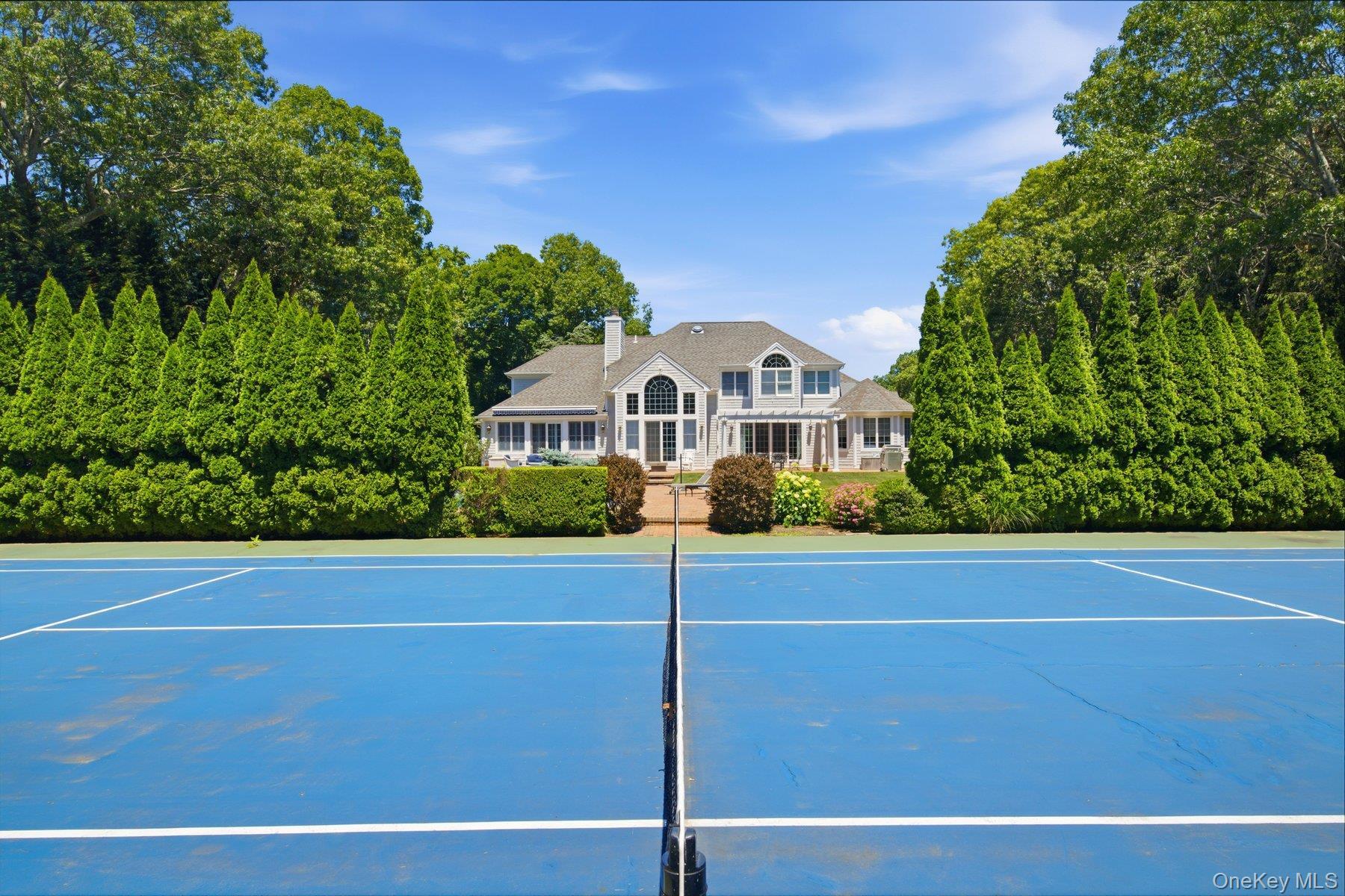 Single Family Cedarfield Lane  Suffolk County, NY 11977, MLS-1020331-36