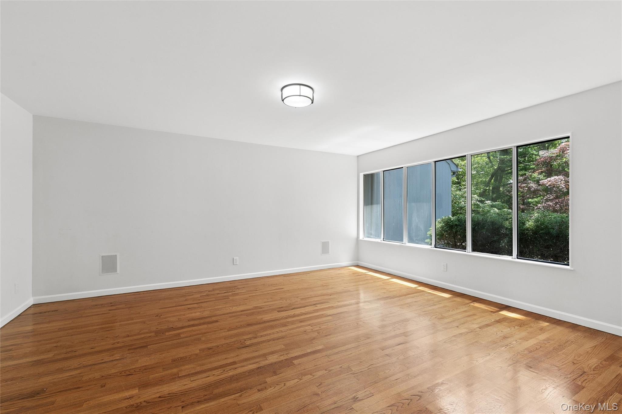 Single Family N Ridge Road Suffolk County, NY 11733, MLS-1020376-15