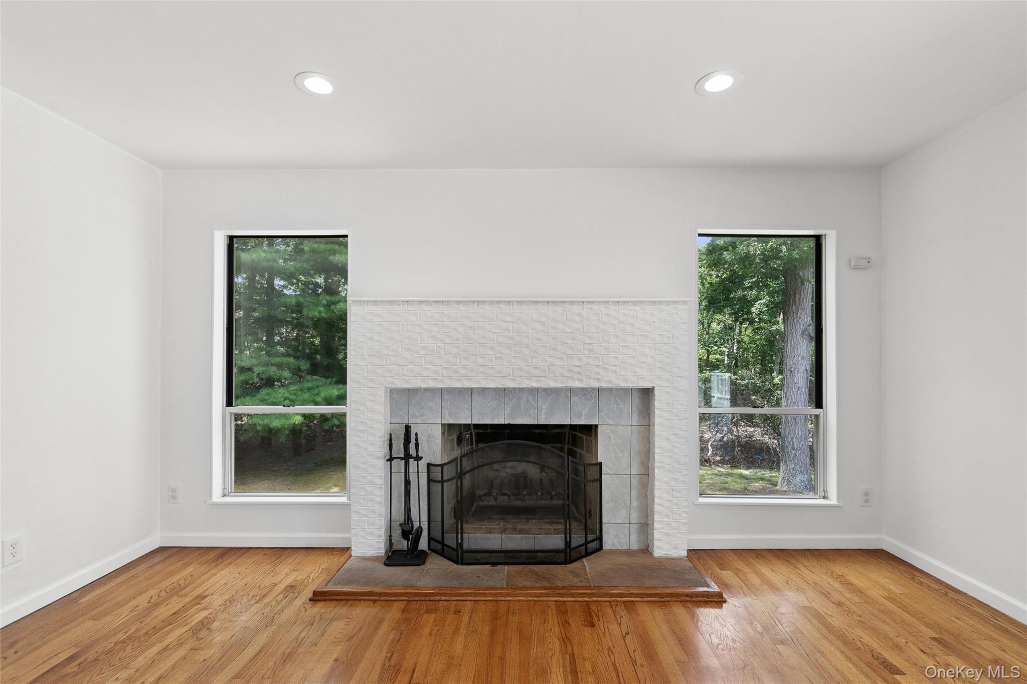 Single Family N Ridge Road Suffolk County, NY 11733, MLS-1020376-25