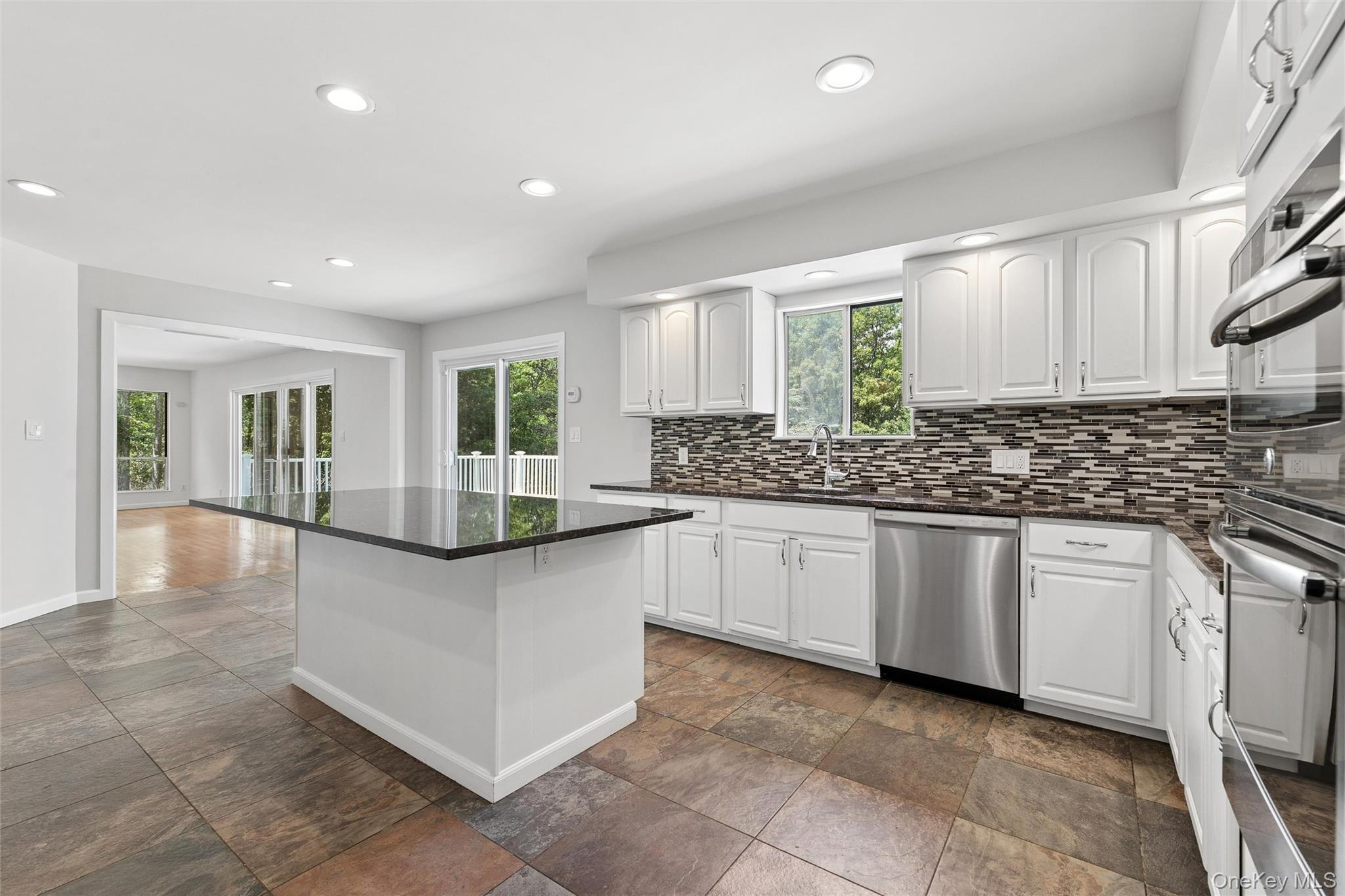Single Family N Ridge Road Suffolk County, NY 11733, MLS-1020376-29