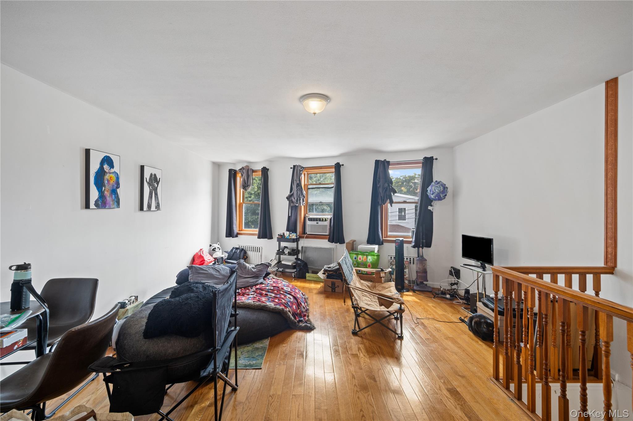Single Family 30th Road Queens, NY 11103, MLS-1020381-16