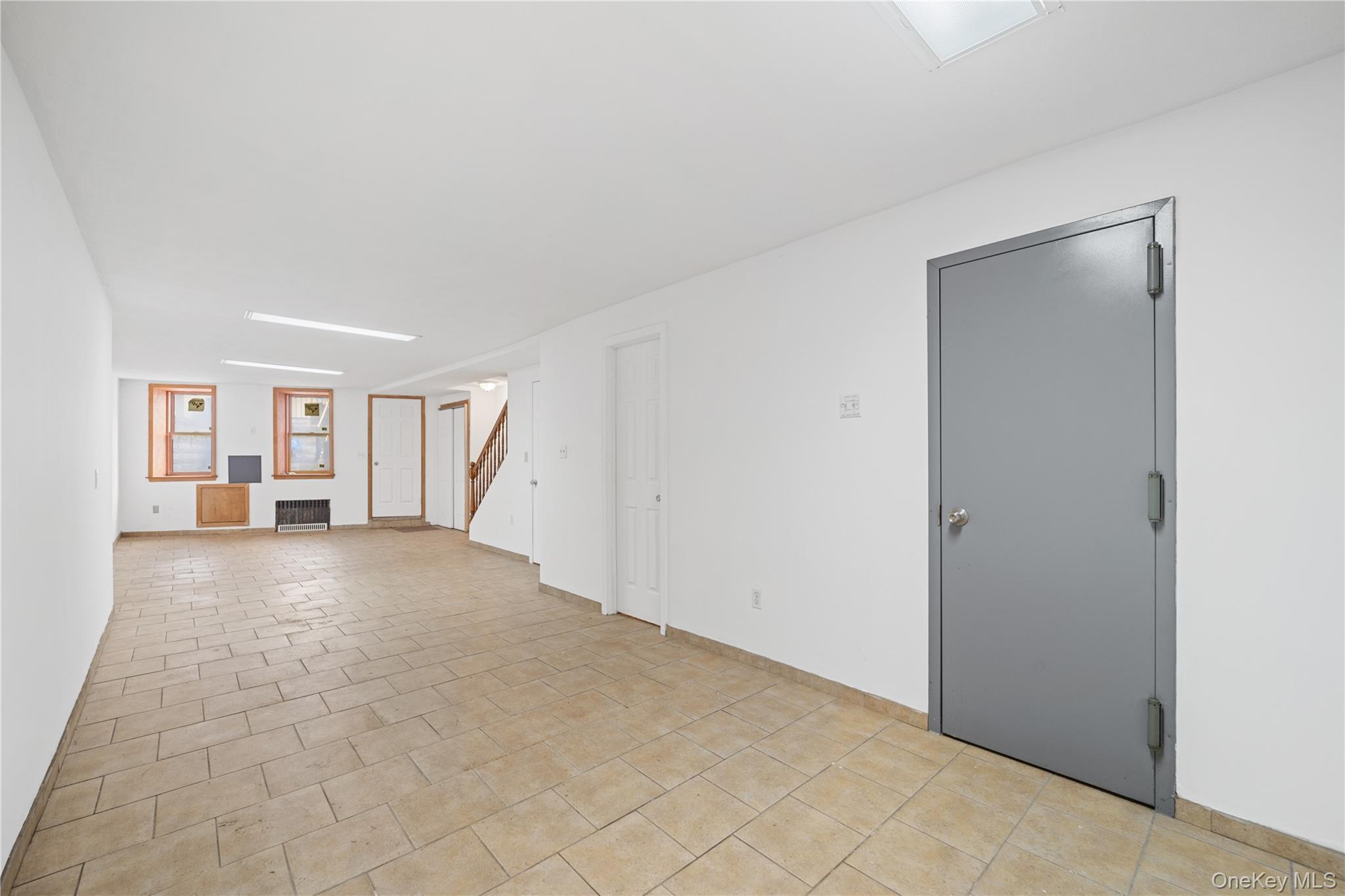 Single Family 30th Road Queens, NY 11103, MLS-1020381-3