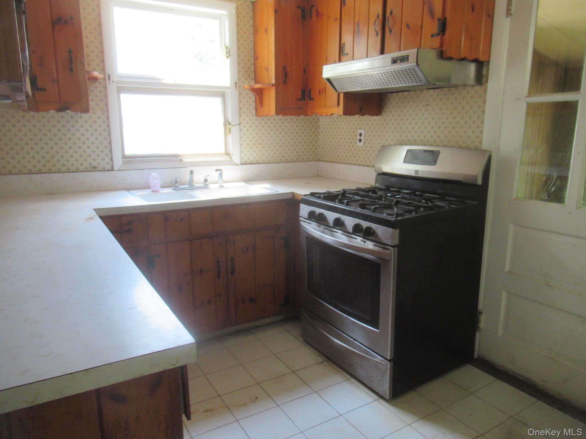 Single Family Bonnell Street Orange County, NY 10940, MLS-1020401-4