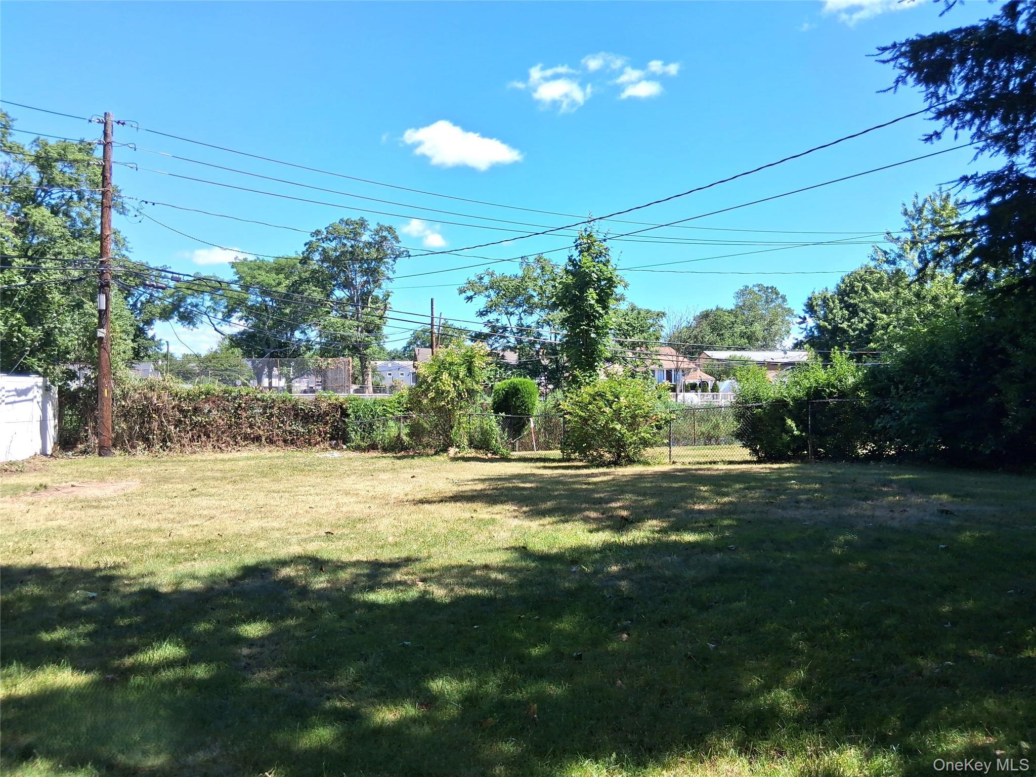 Single Family Furth Road  Nassau County, NY 11581, MLS-1020402-13
