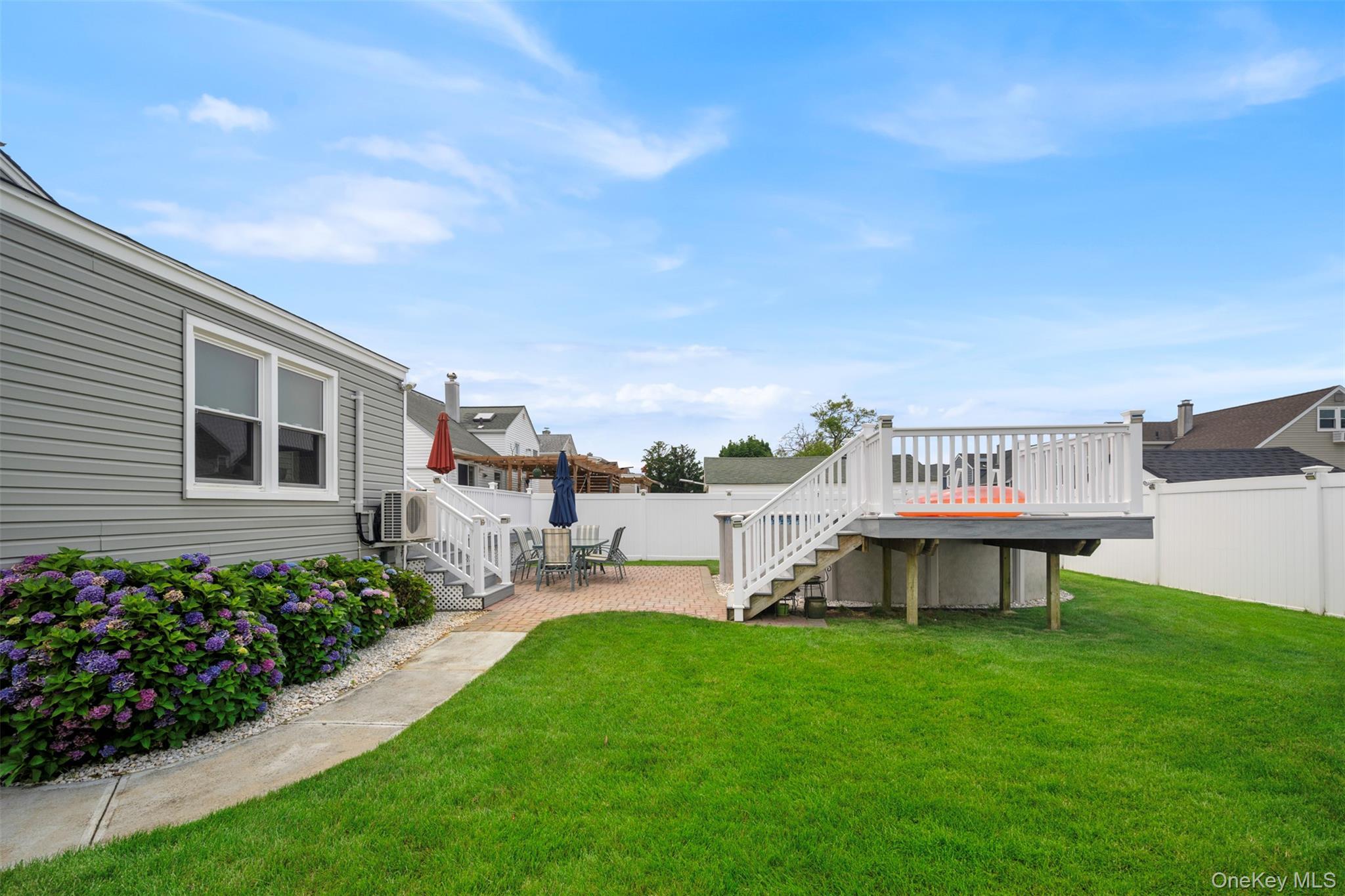 Single Family Martha Street Nassau County, NY 11520, MLS-1020410-29