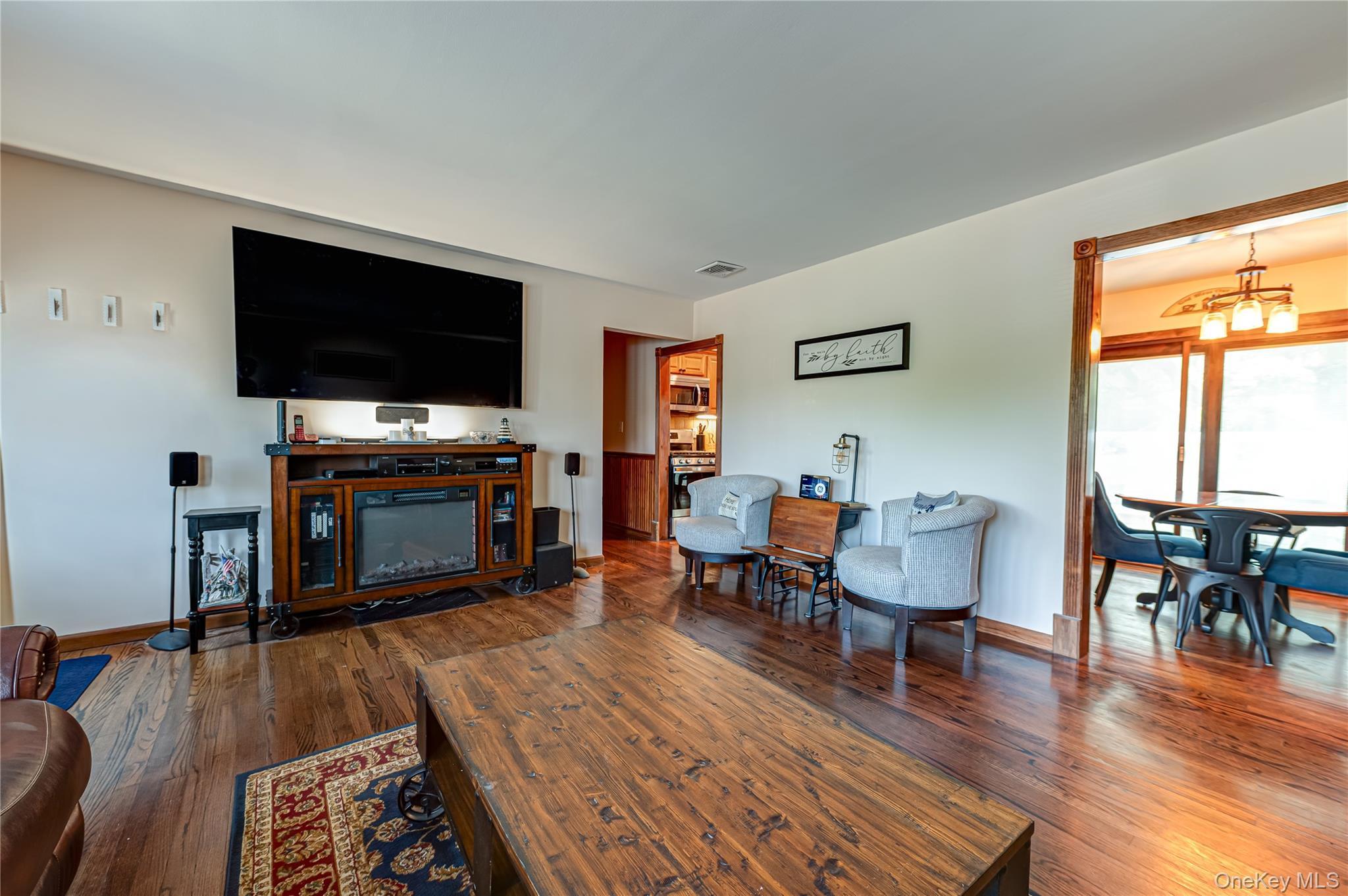 Single Family Buchanan Avenue Suffolk County, NY 11701, MLS-1020417-10