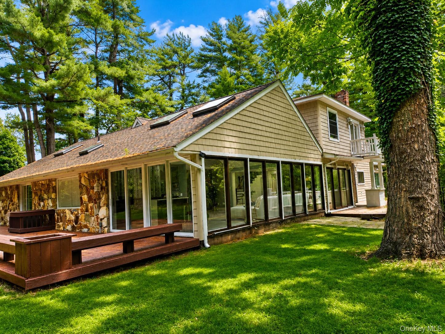Single Family Valley Road  Nassau County, NY 11568, MLS-1020445-7
