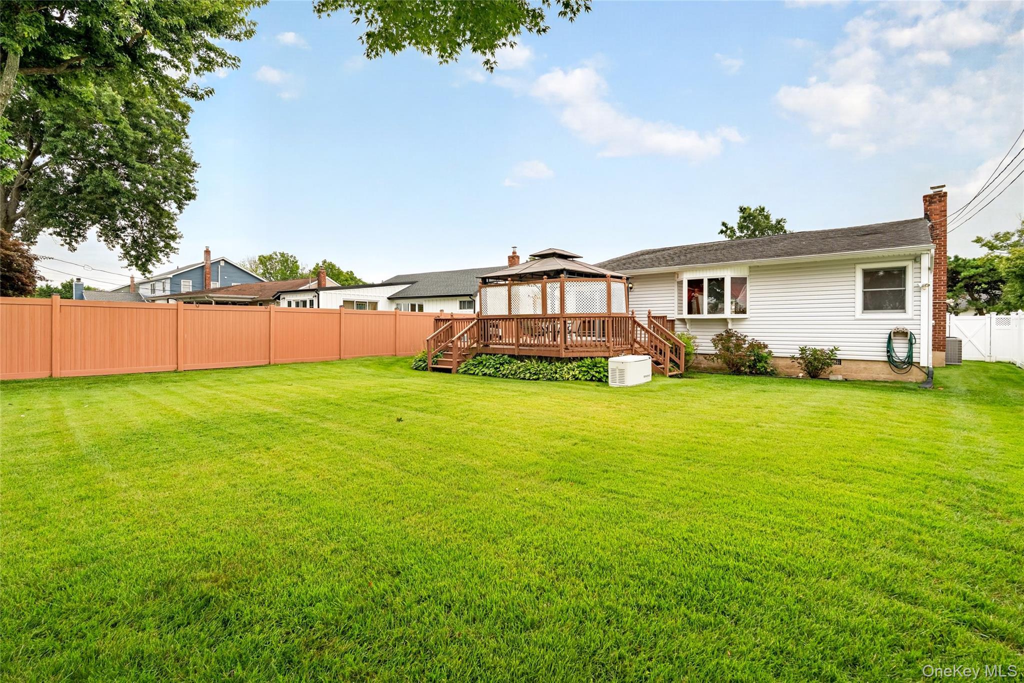 Single Family Briarwood Road Nassau County, NY 11758, MLS-1020446-45