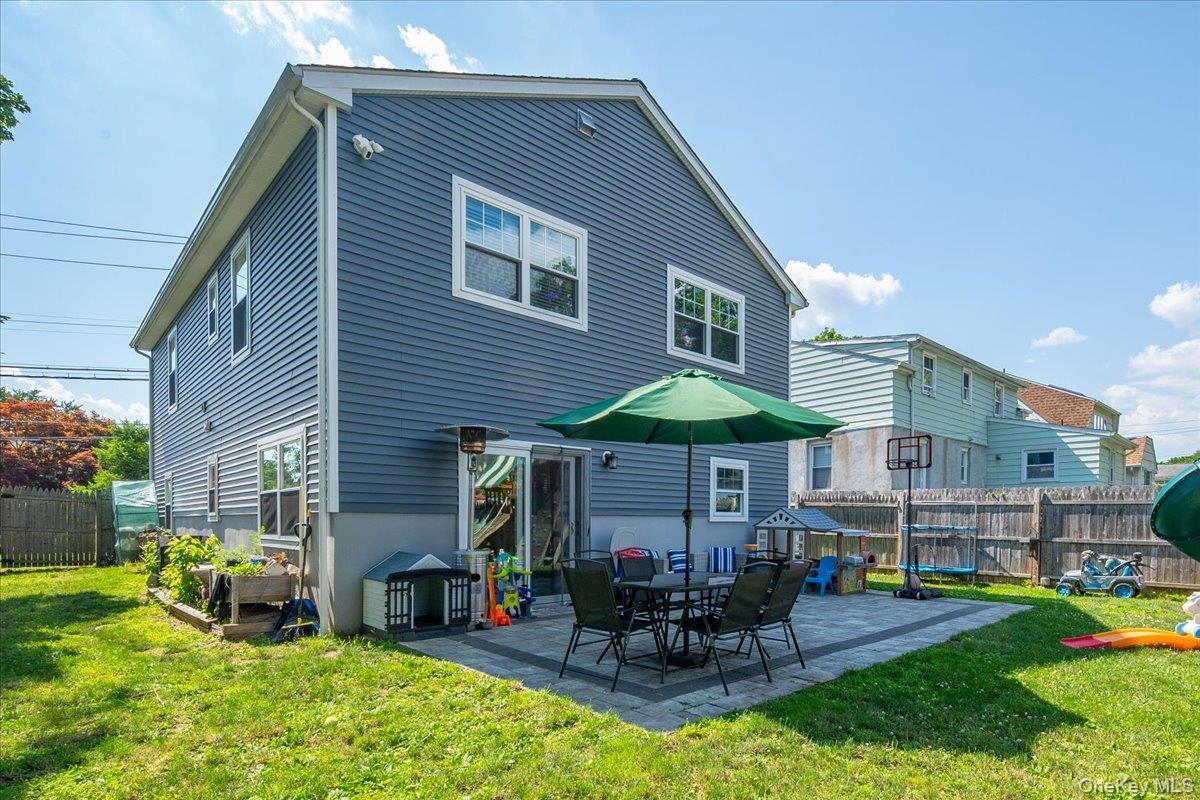 Single Family Winthrop Avenue Westchester County, NY 10523, MLS-1020457-25