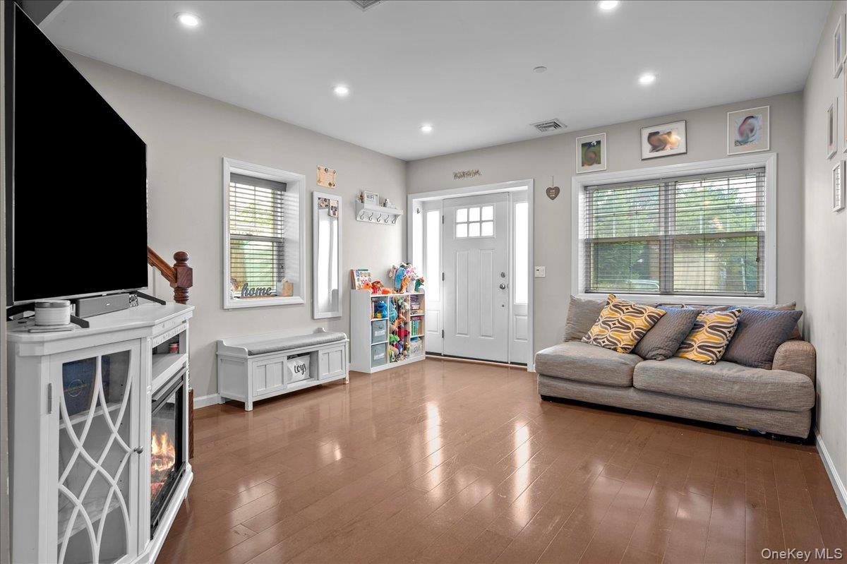 Single Family Winthrop Avenue Westchester County, NY 10523, MLS-1020457-4