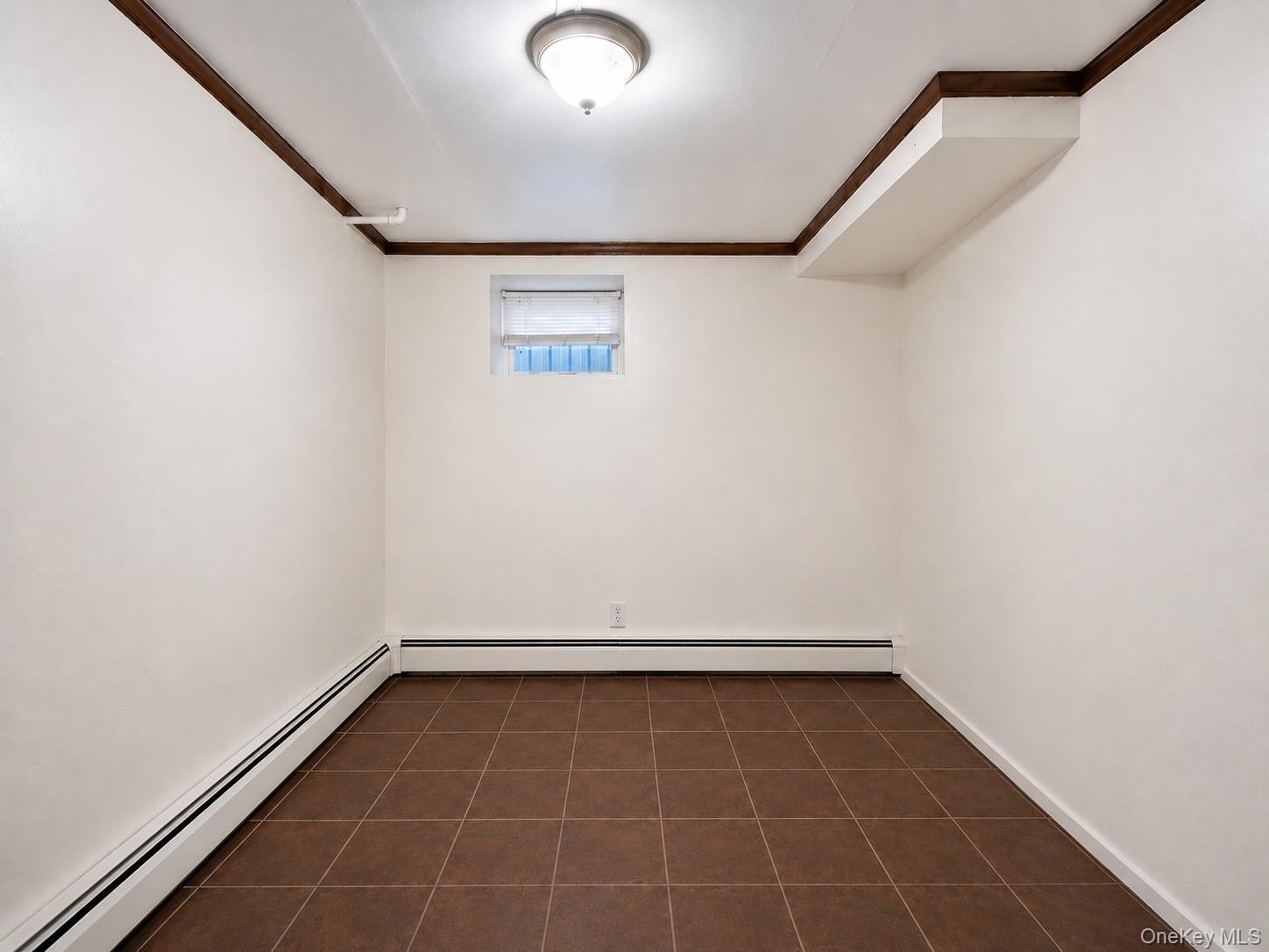 Single Family Summit Avenue Bronx, NY 10452, MLS-1020462-23