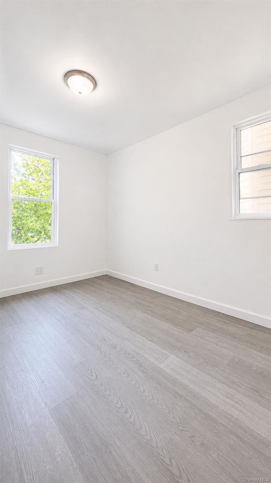 Single Family Summit Avenue Bronx, NY 10452, MLS-1020462-5