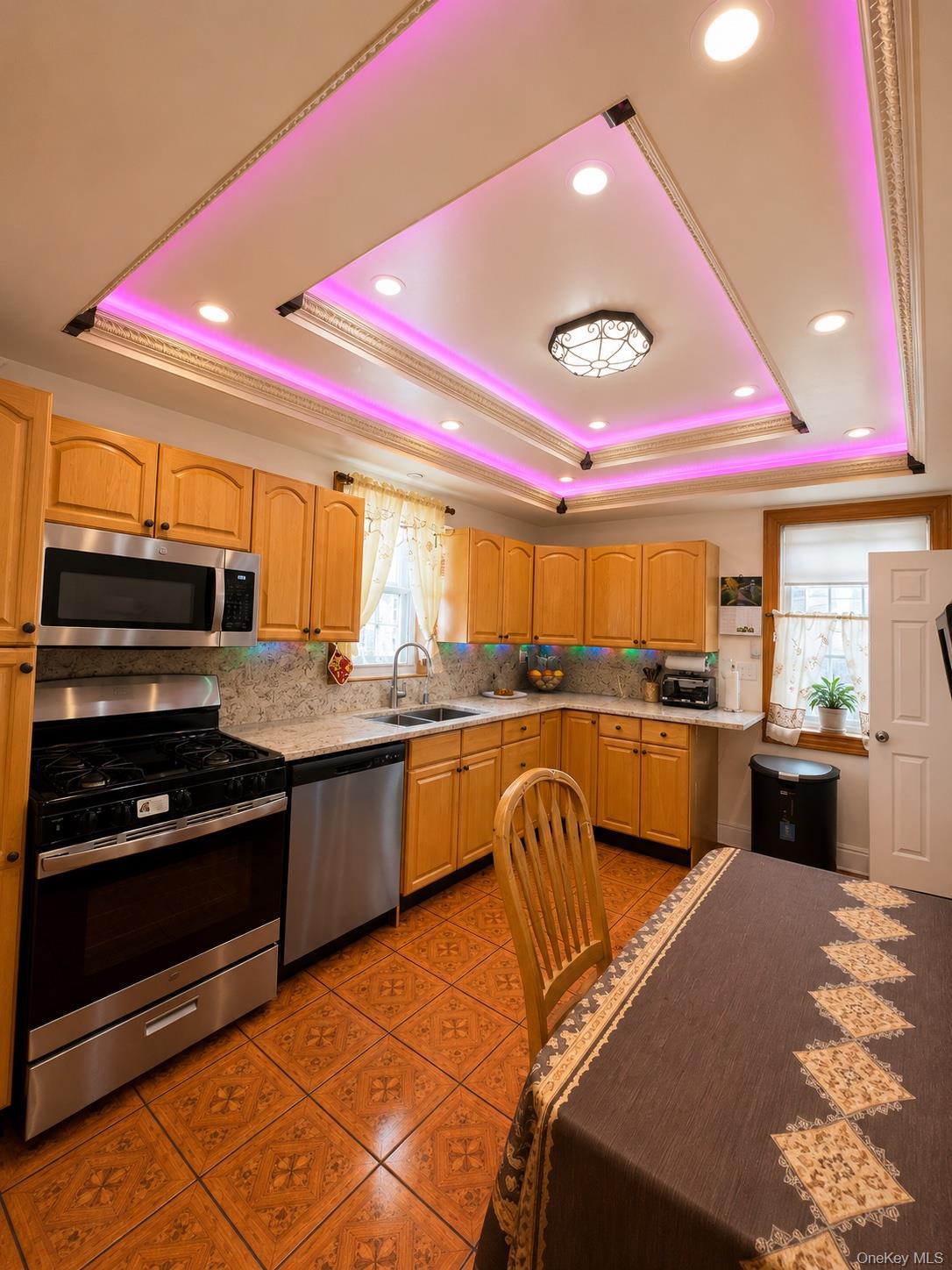 Single Family 95th Avenue  Queens, NY 11419, MLS-1020473-17