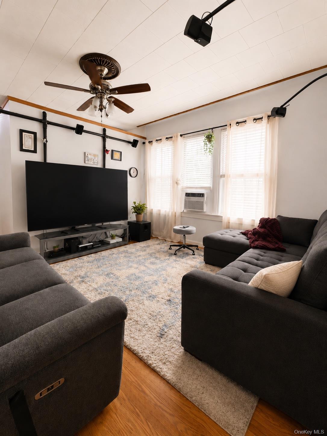 Single Family 95th Avenue  Queens, NY 11419, MLS-1020473-19