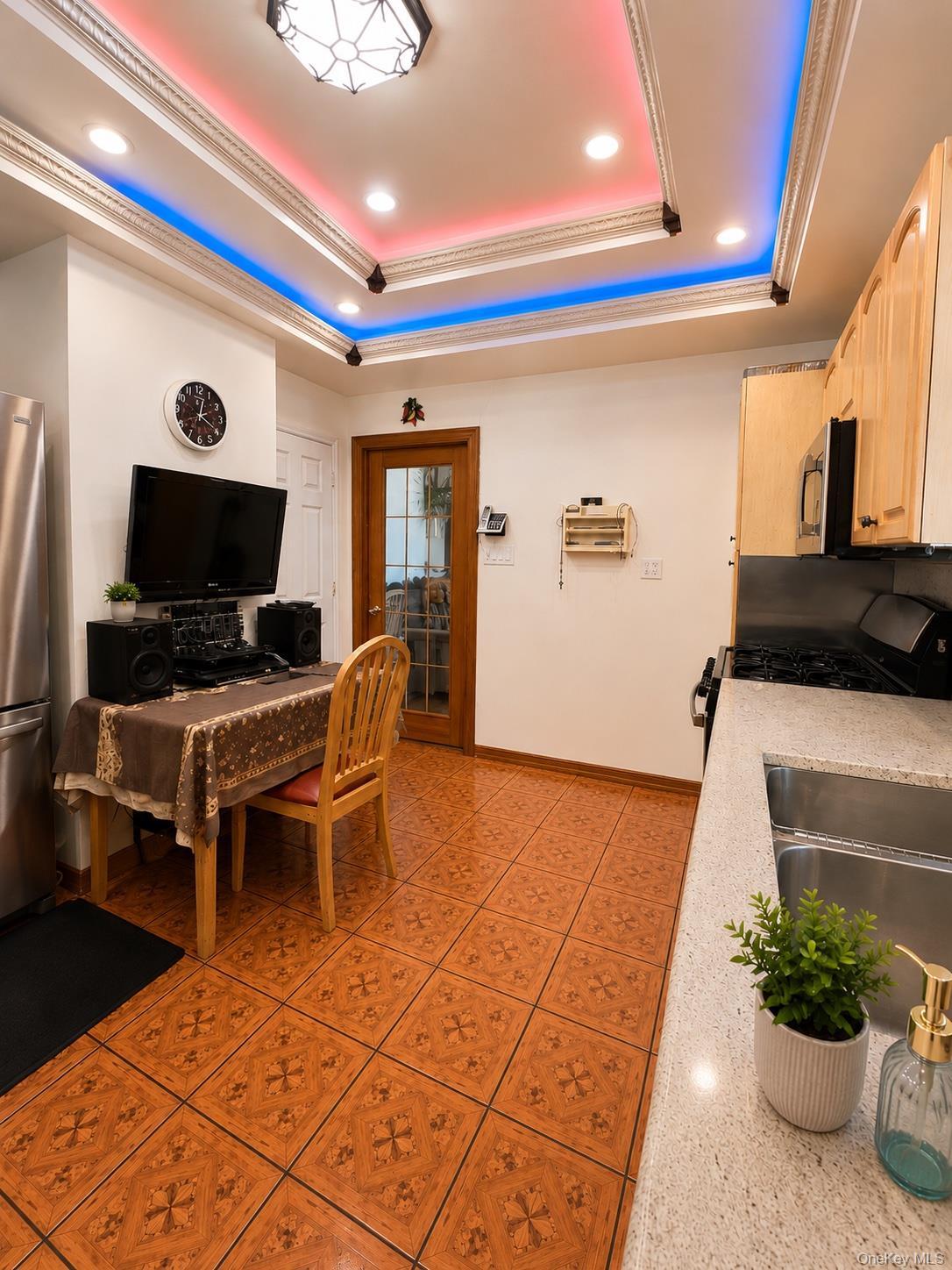 Single Family 95th Avenue  Queens, NY 11419, MLS-1020473-20