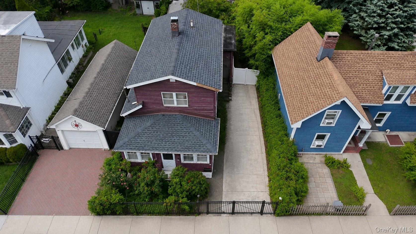 Single Family Hawkins Street Bronx, NY 10464, MLS-1020478-3
