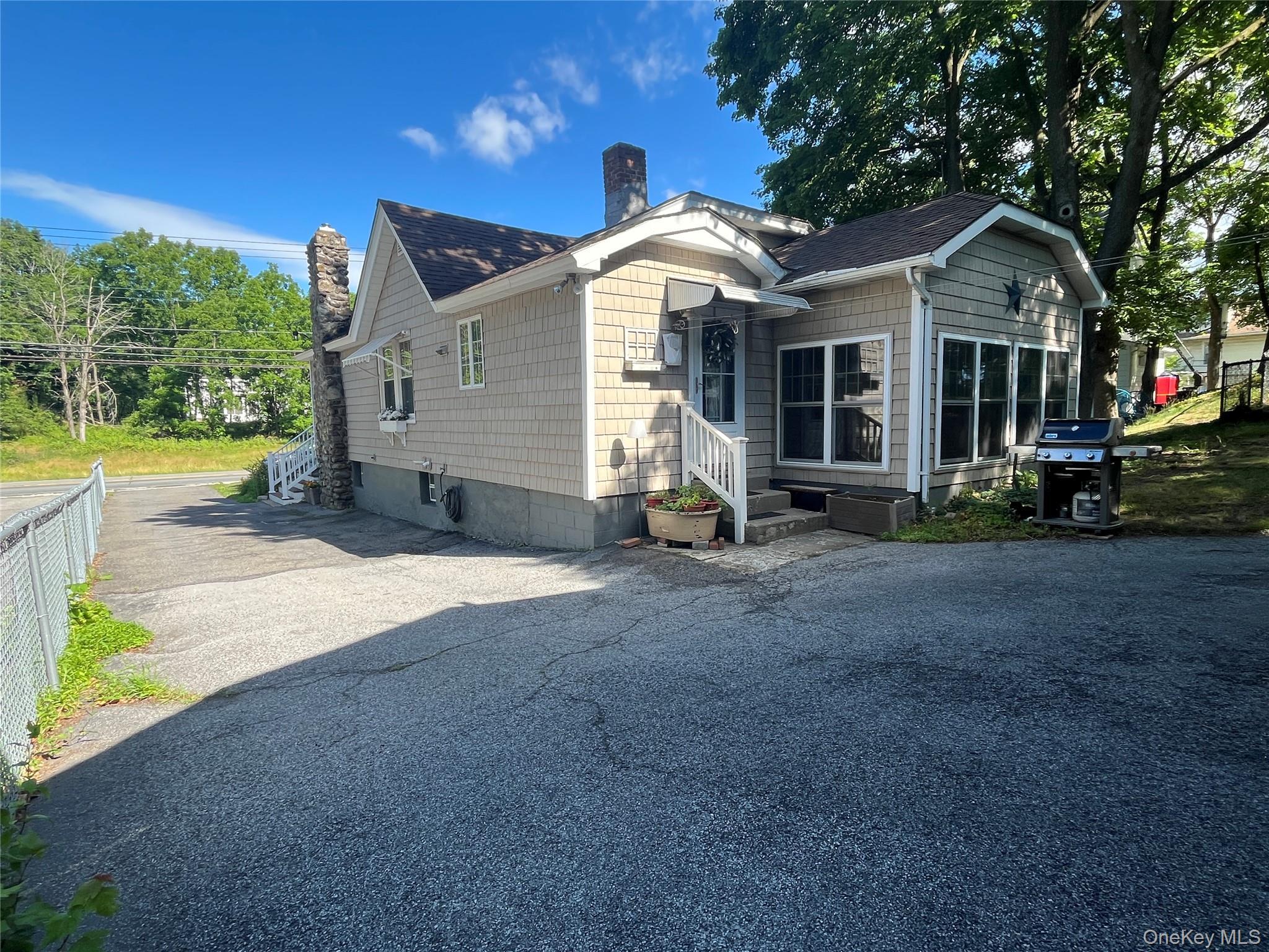 Single Family Homestead Avenue Orange County, NY 12543, MLS-1020489-4