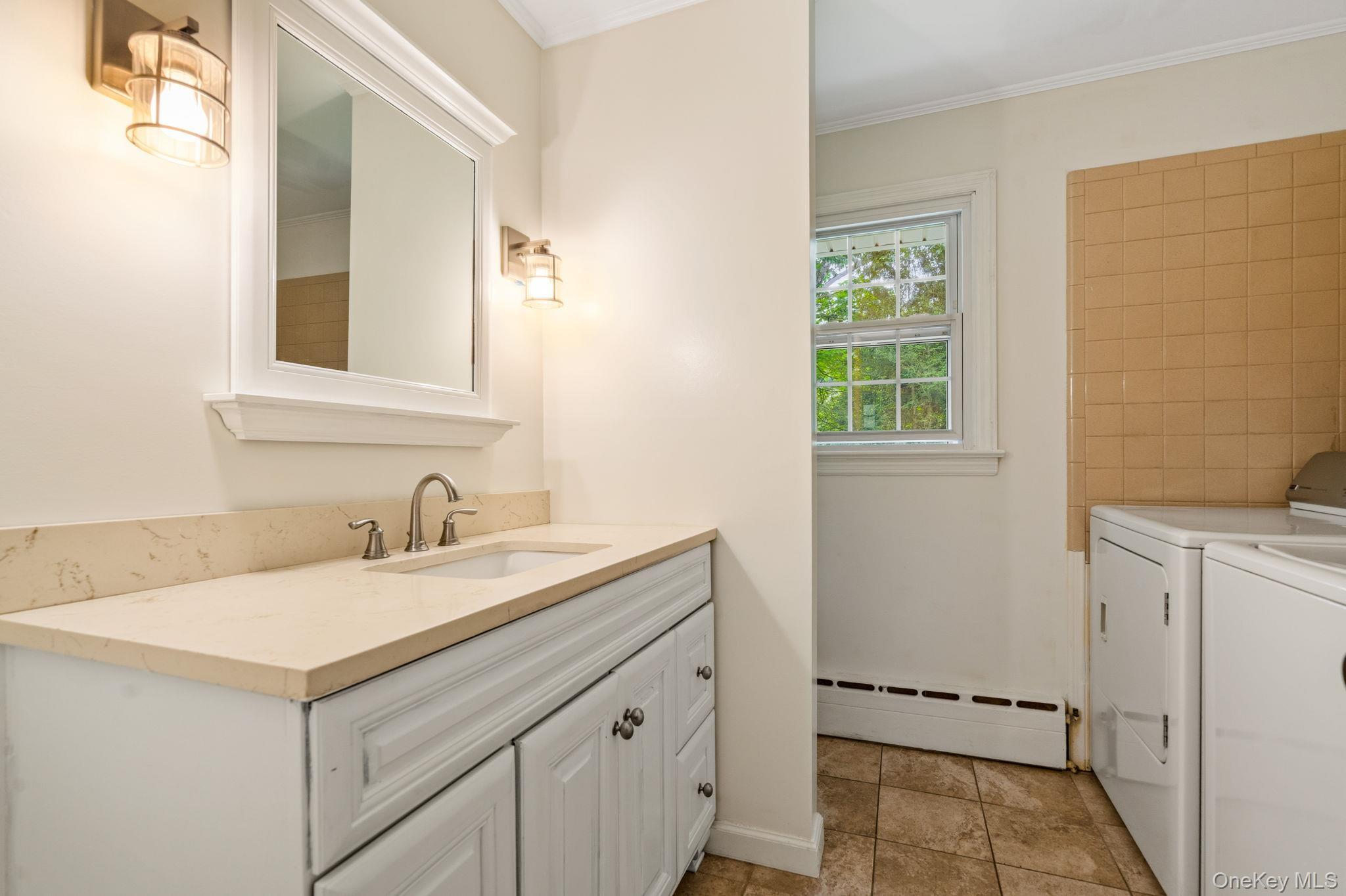 Single Family Rosa Lane Ulster County, NY 12443, MLS-1020501-22