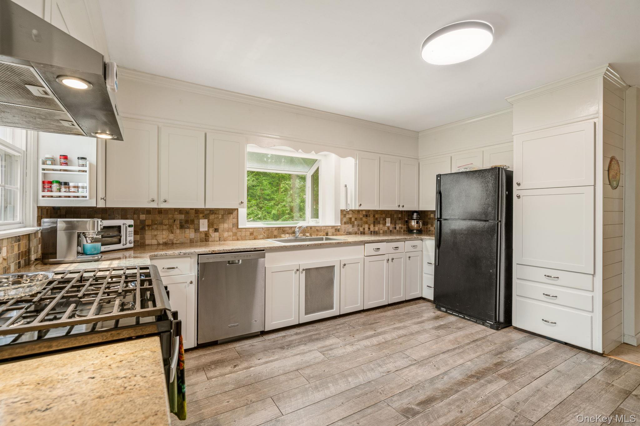 Single Family Rosa Lane Ulster County, NY 12443, MLS-1020501-27
