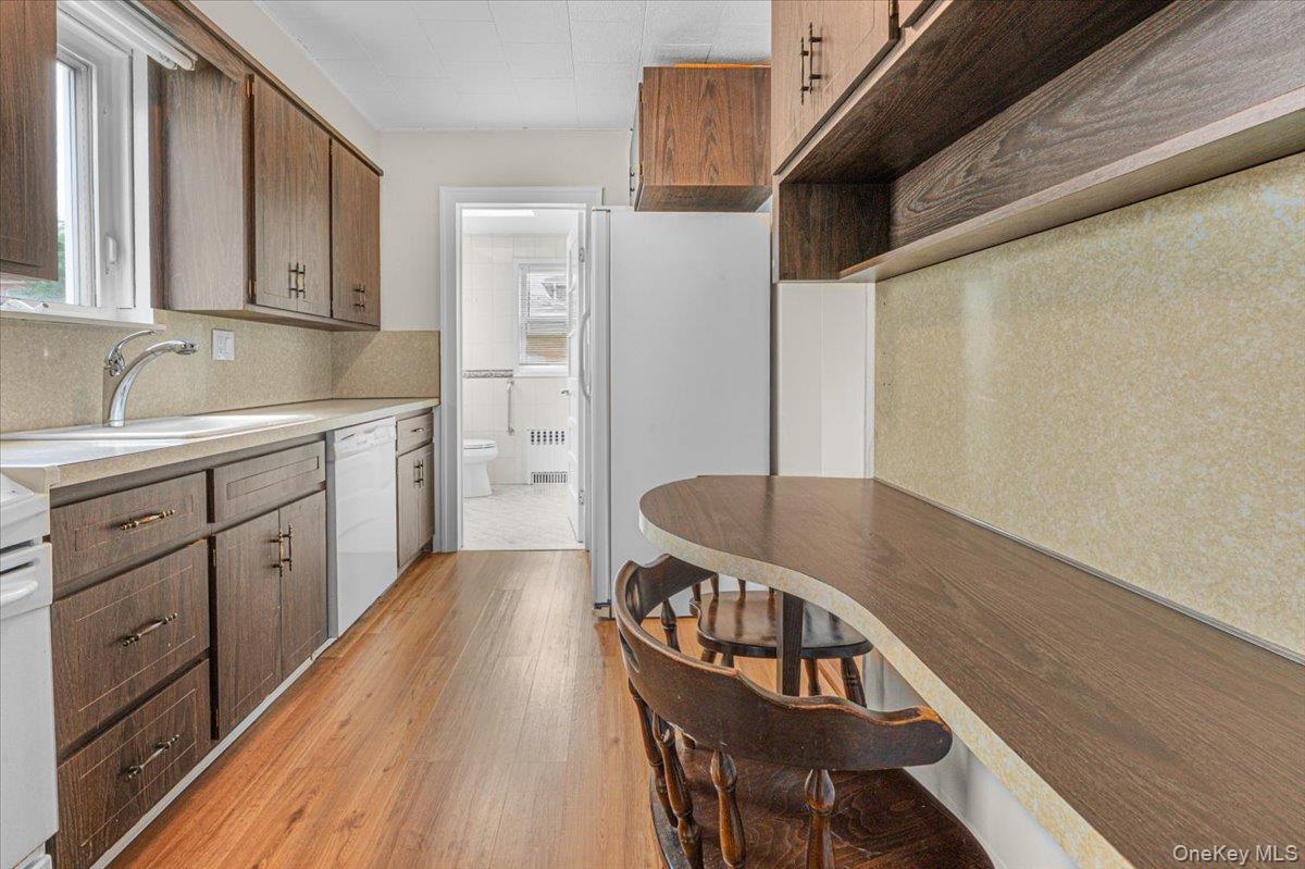 Single Family 42nd Avenue Queens, NY 11363, MLS-1020505-15