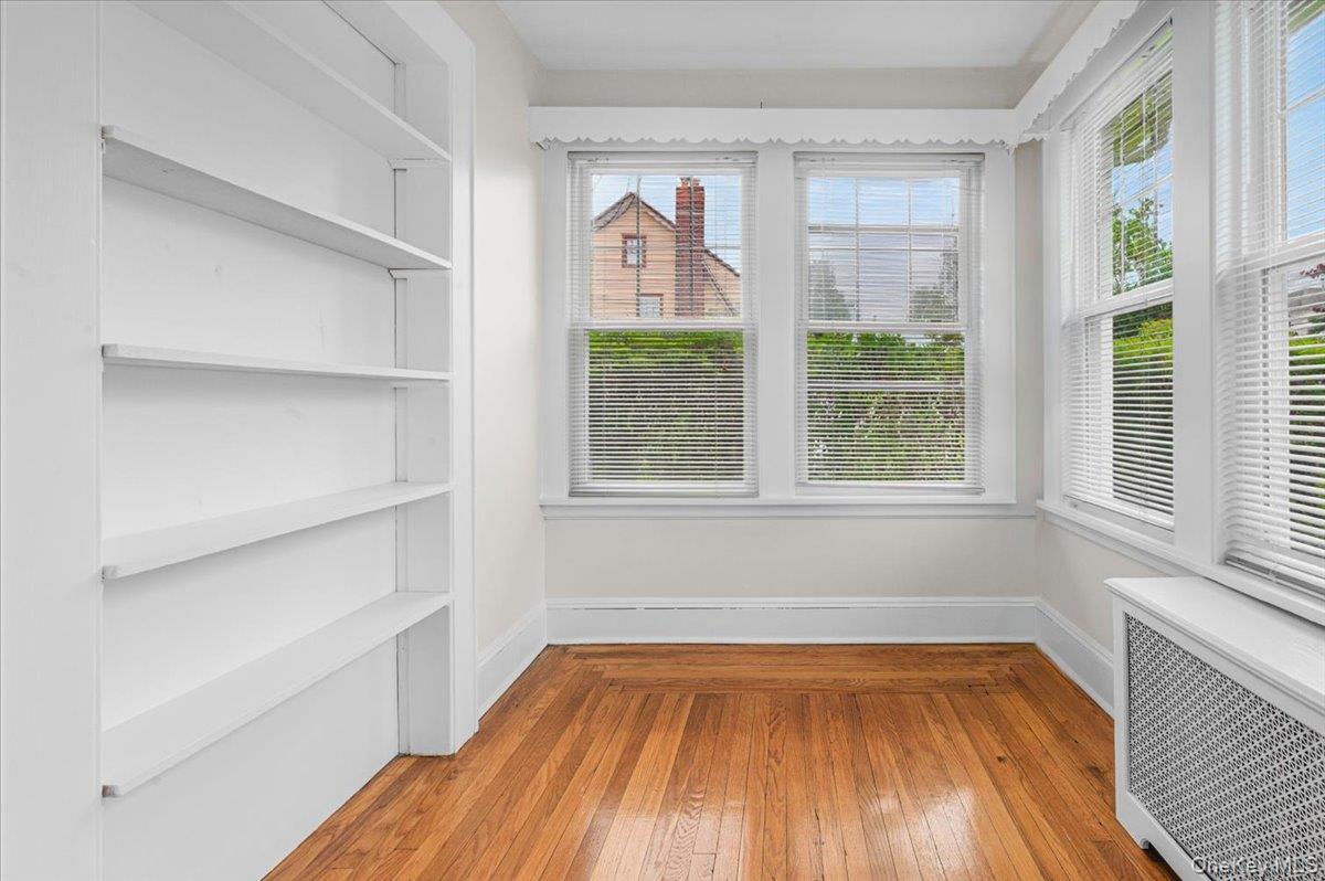 Single Family 42nd Avenue Queens, NY 11363, MLS-1020505-17