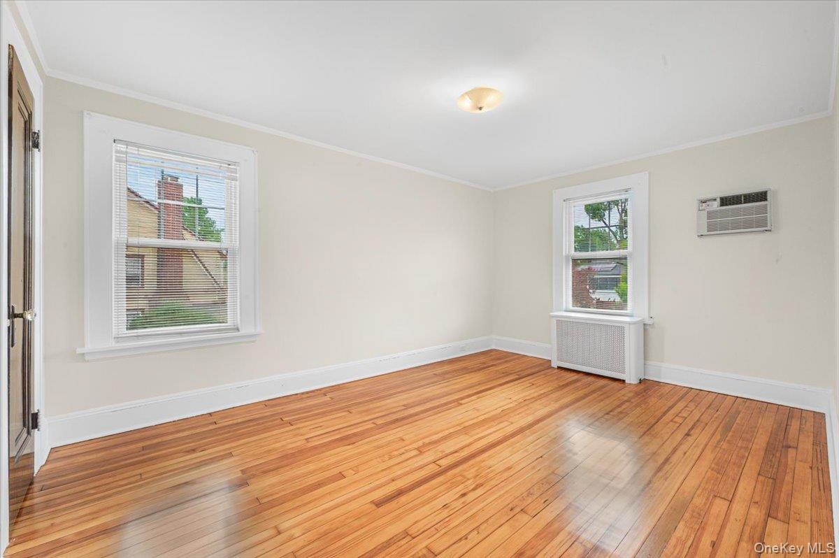 Single Family 42nd Avenue Queens, NY 11363, MLS-1020505-23