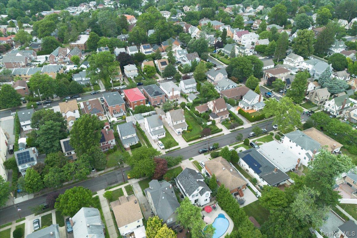 Single Family 42nd Avenue Queens, NY 11363, MLS-1020505-34