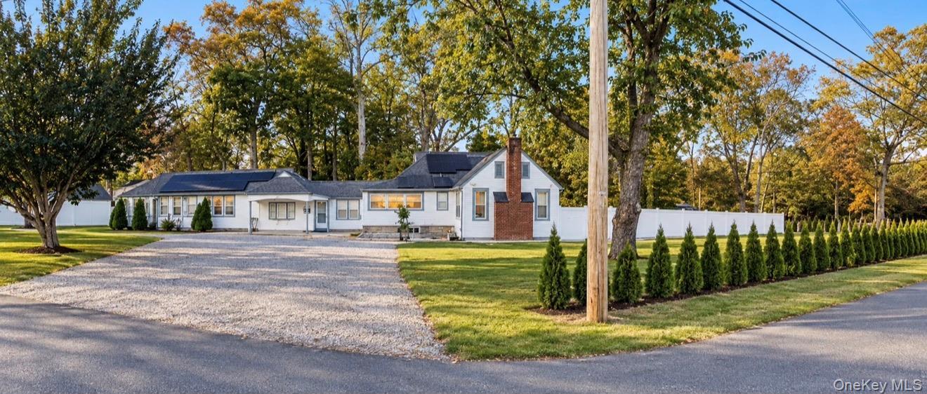 Single Family Locust Avenue  Suffolk County, NY 11701, MLS-1020512-25