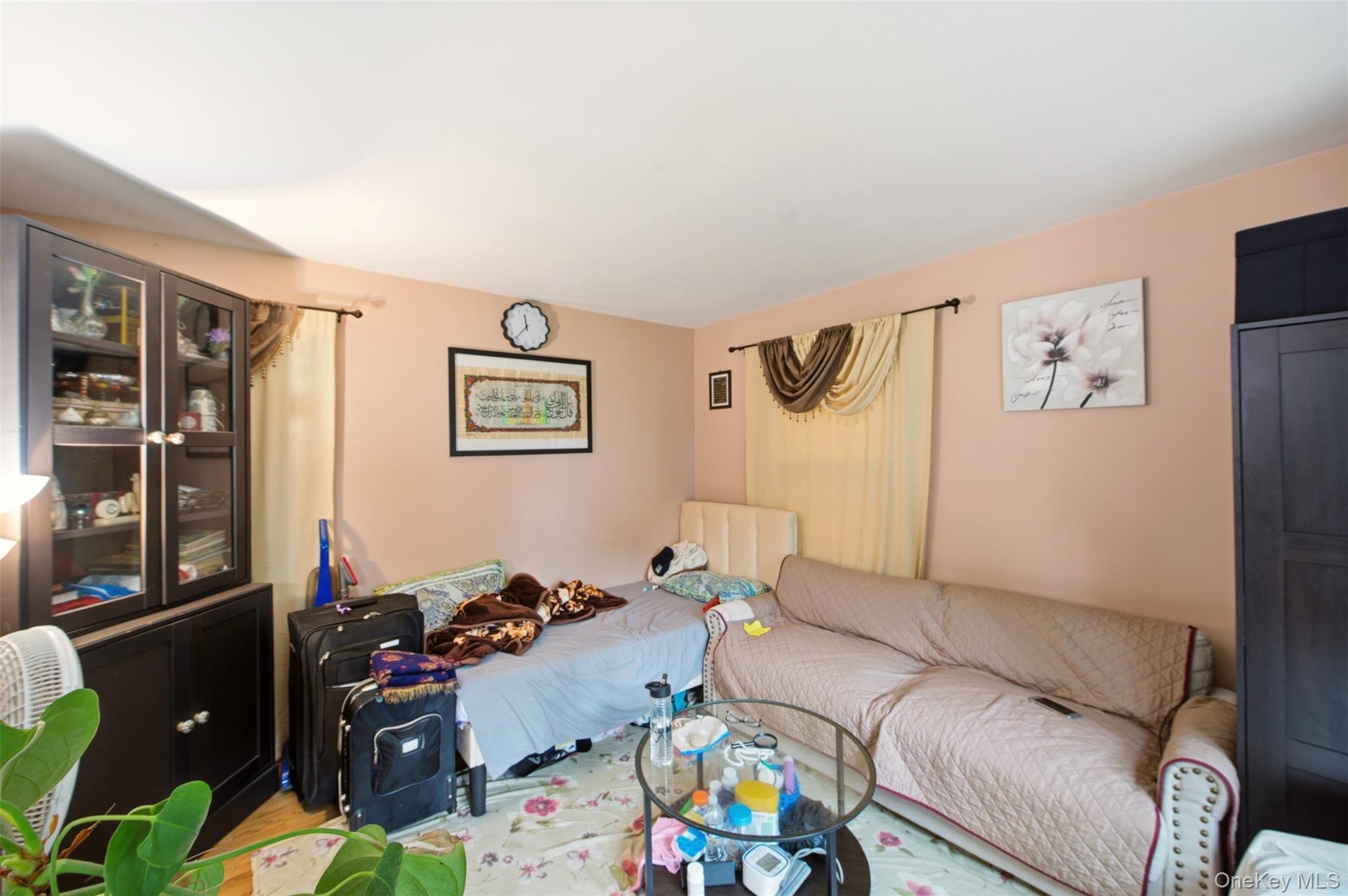 Single Family Putnam Place  Suffolk County, NY 11746, MLS-1020516-9