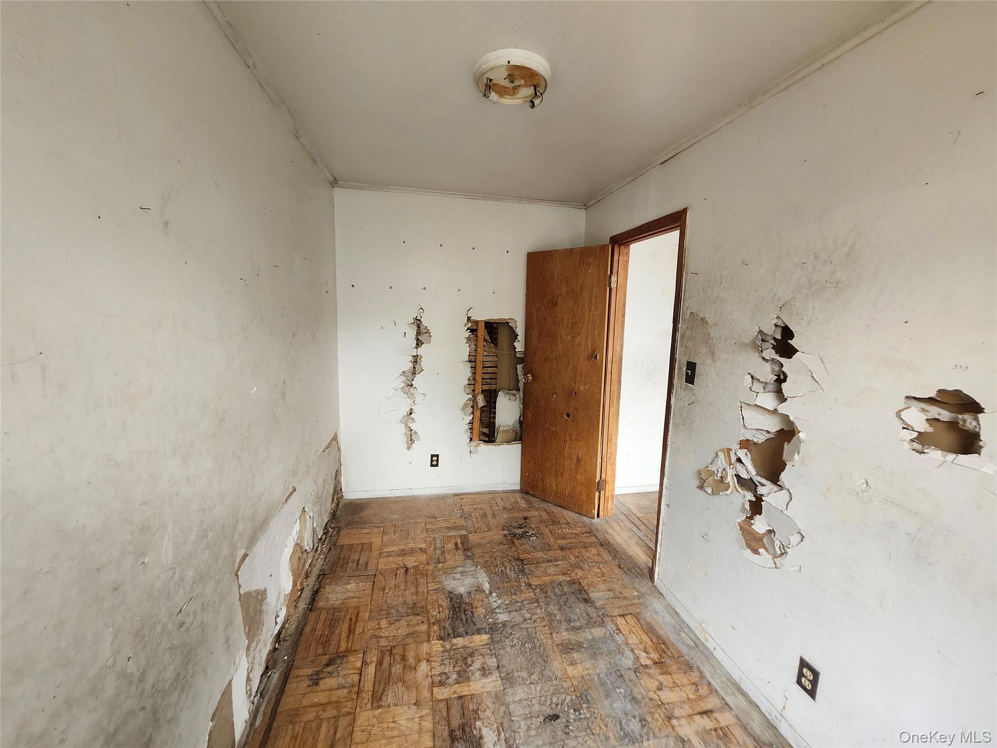 Single Family Greene Avenue  Brooklyn, NY 11221, MLS-1020522-16