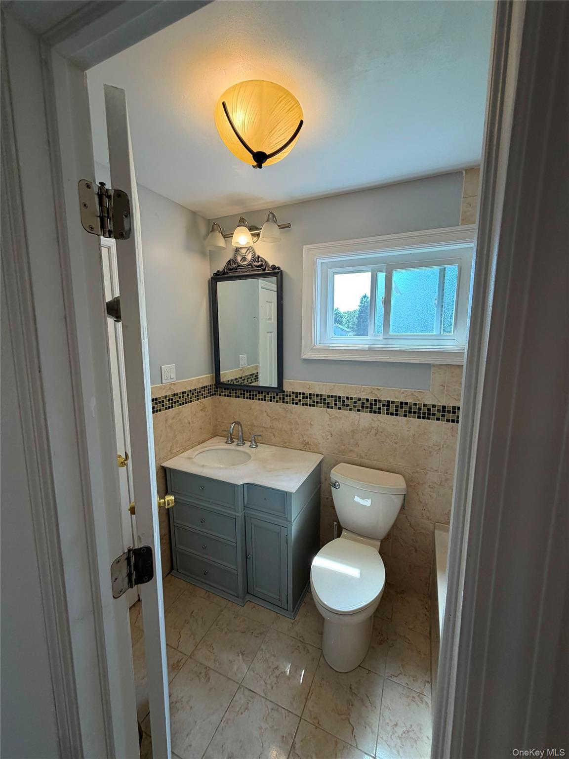 Single Family Moriches Middle Island Road Suffolk County, NY 11967, MLS-1020523-5