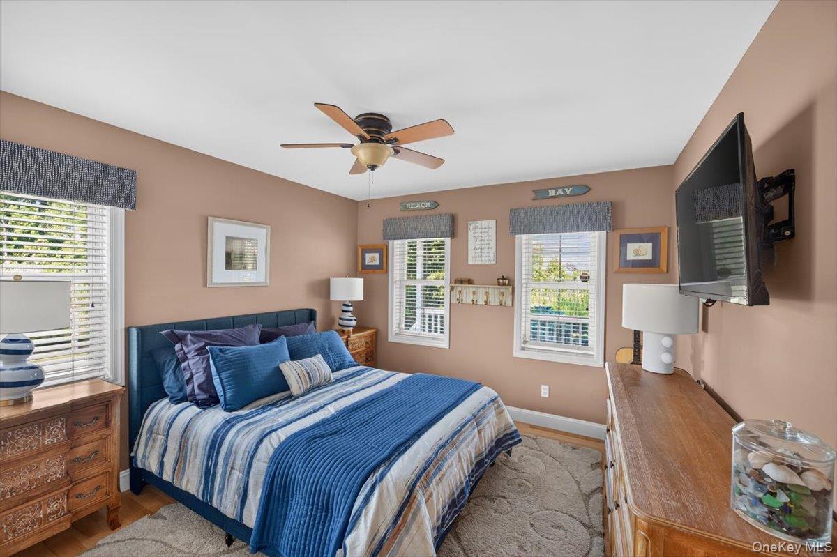 Single Family Clinton Avenue  Suffolk County, NY 11772, MLS-1020526-21