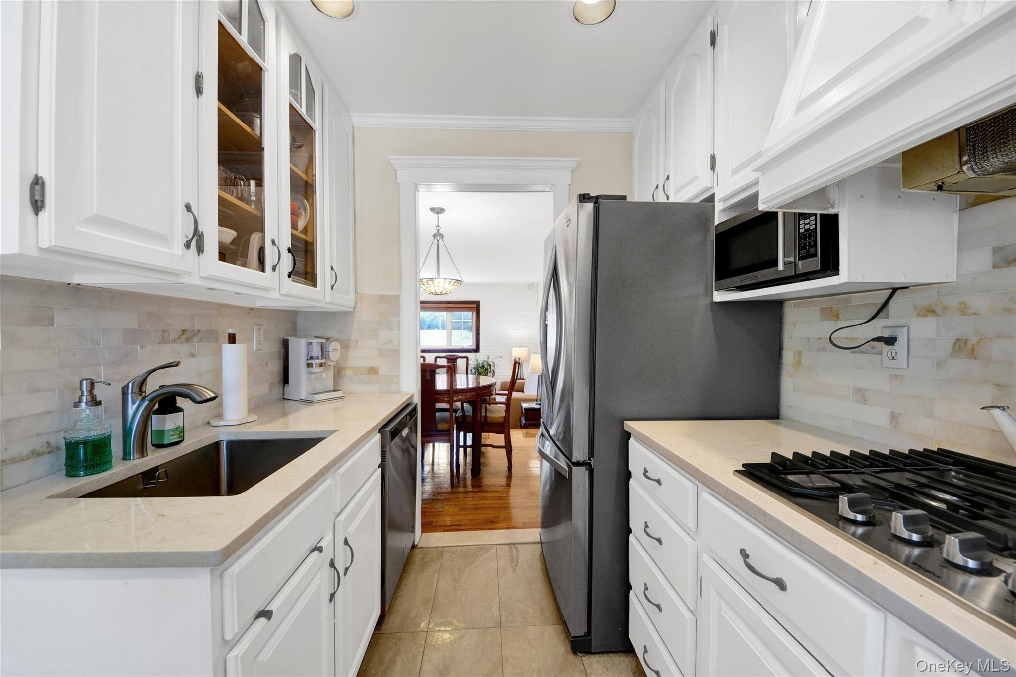 Single Family Revere Avenue  Bronx, NY 10465, MLS-1020531-6