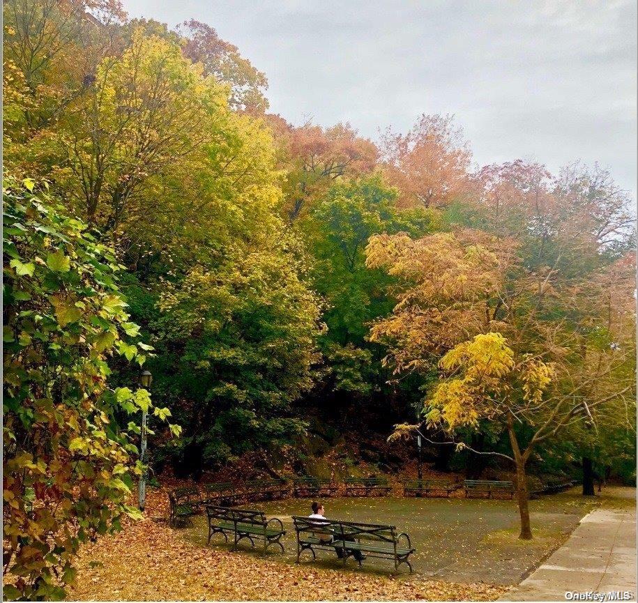 Apartment Bennett Avenue Manhattan, NY 10040, MLS-1020546-10