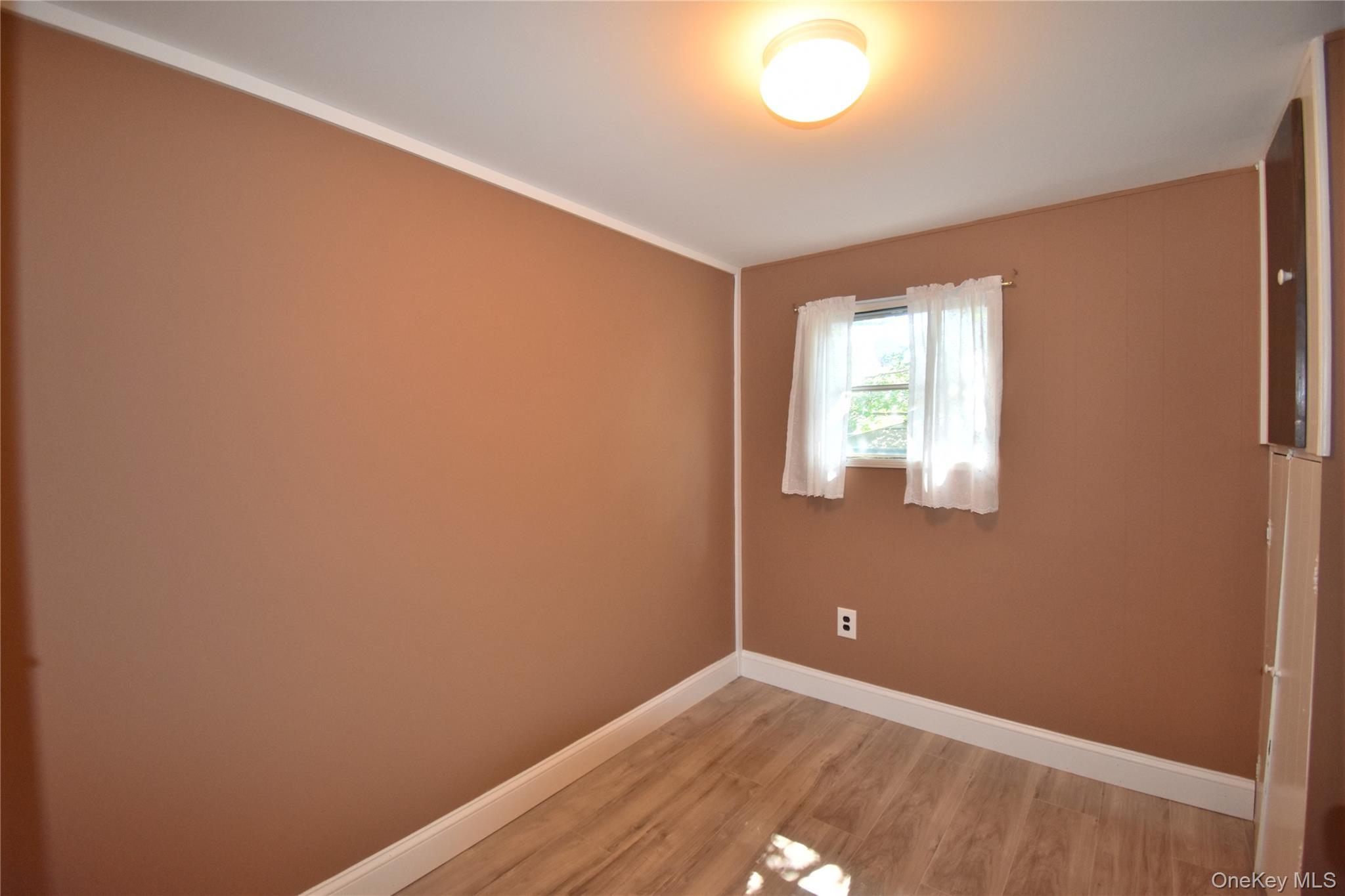 Single Family Lincoln Avenue Suffolk County, NY 11741, MLS-1020562-11