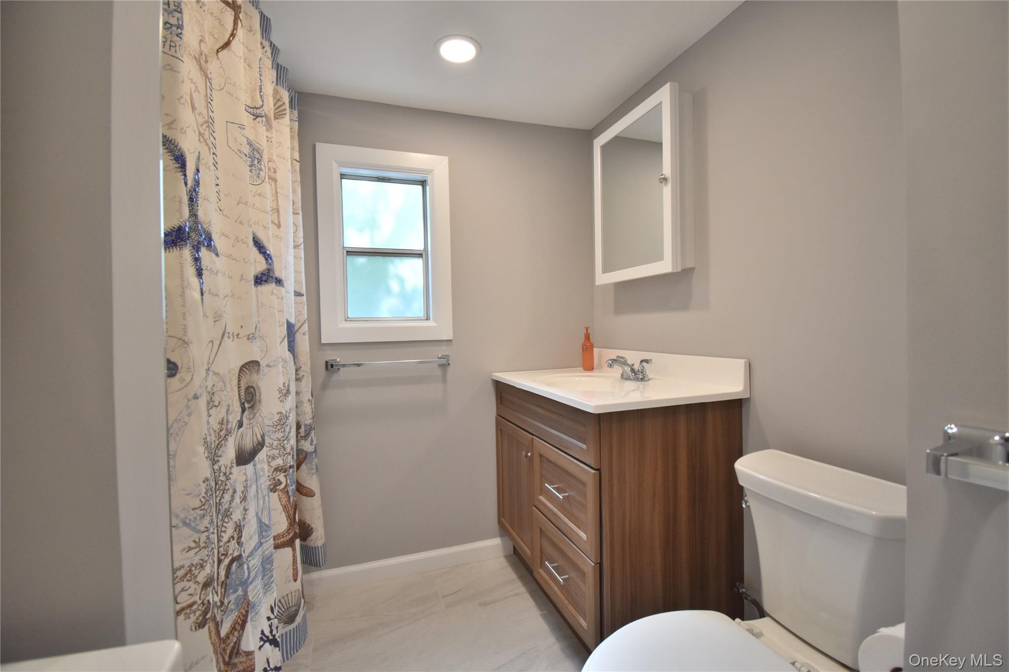 Single Family Lincoln Avenue Suffolk County, NY 11741, MLS-1020562-14