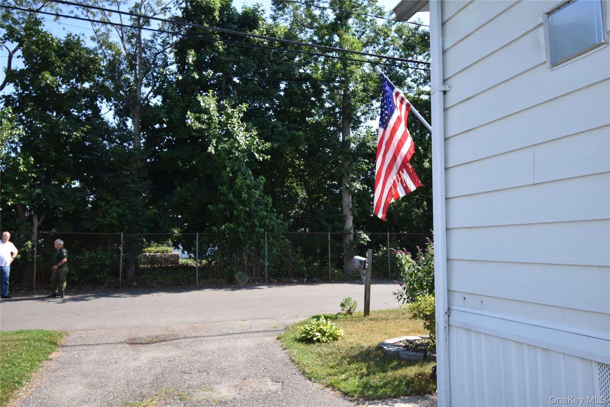 Single Family Lincoln Avenue Suffolk County, NY 11741, MLS-1020562-15
