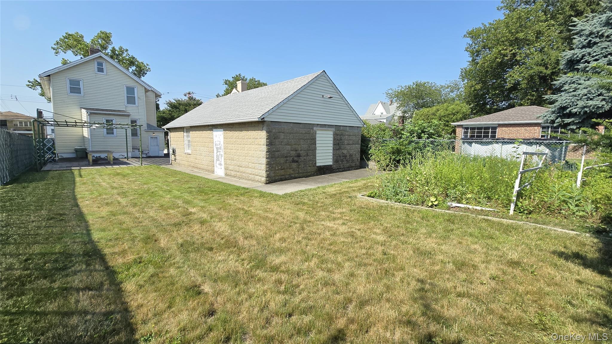 Single Family 23rd Avenue  Queens, NY 11357, MLS-1020570-3