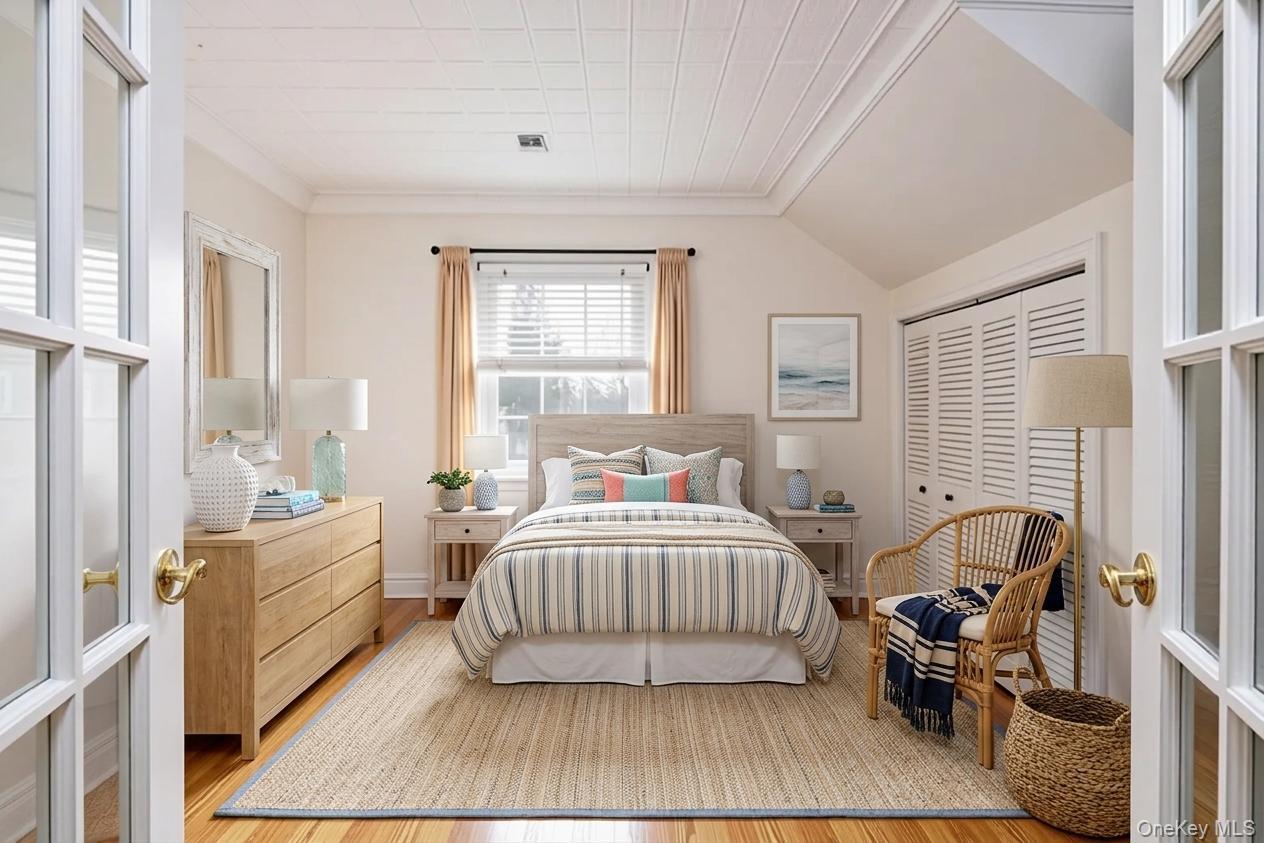 Single Family Minnieford Avenue Bronx, NY 10464, MLS-1020571-19