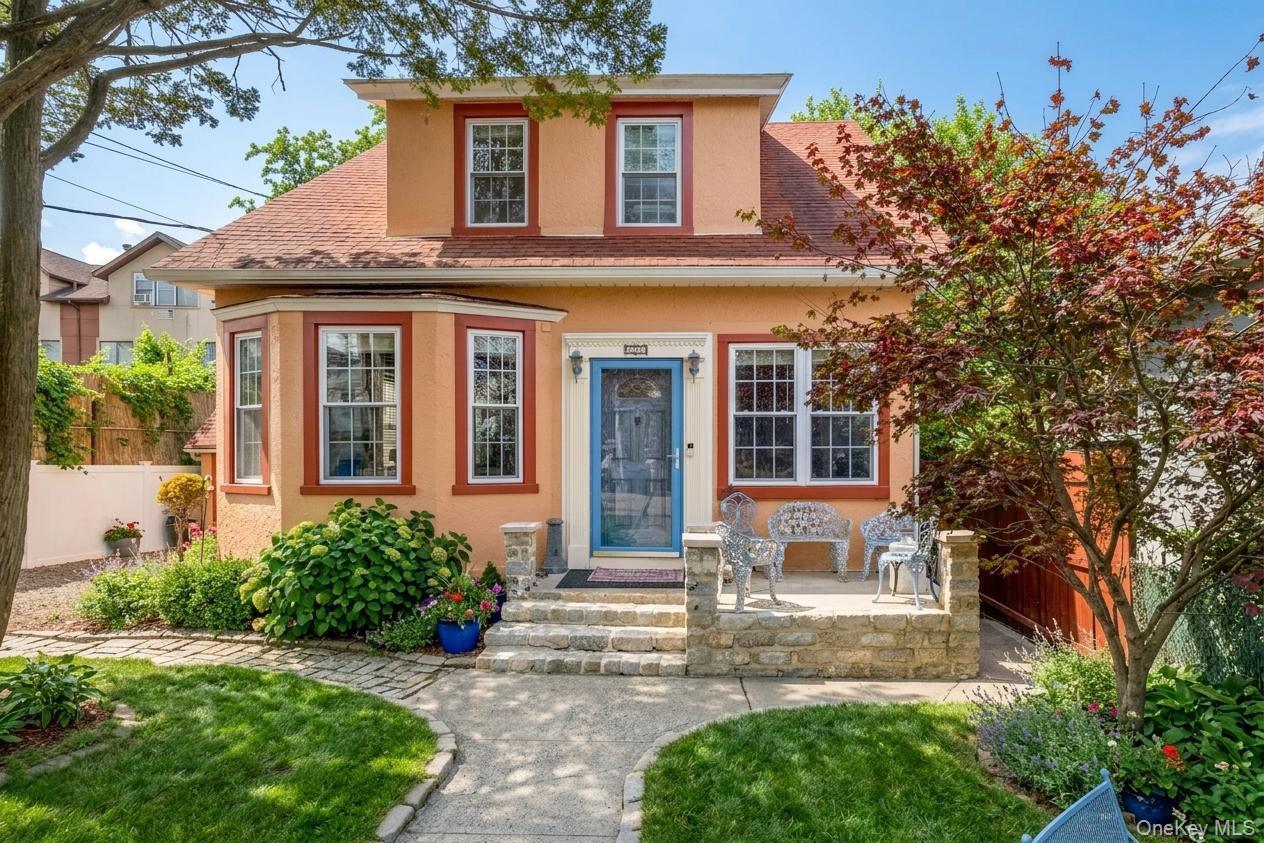 Single Family Minnieford Avenue Bronx, NY 10464, MLS-1020571-28