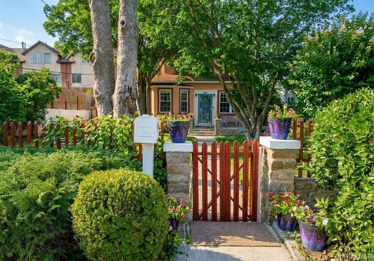 Single Family Minnieford Avenue Bronx, NY 10464, MLS-1020571-30