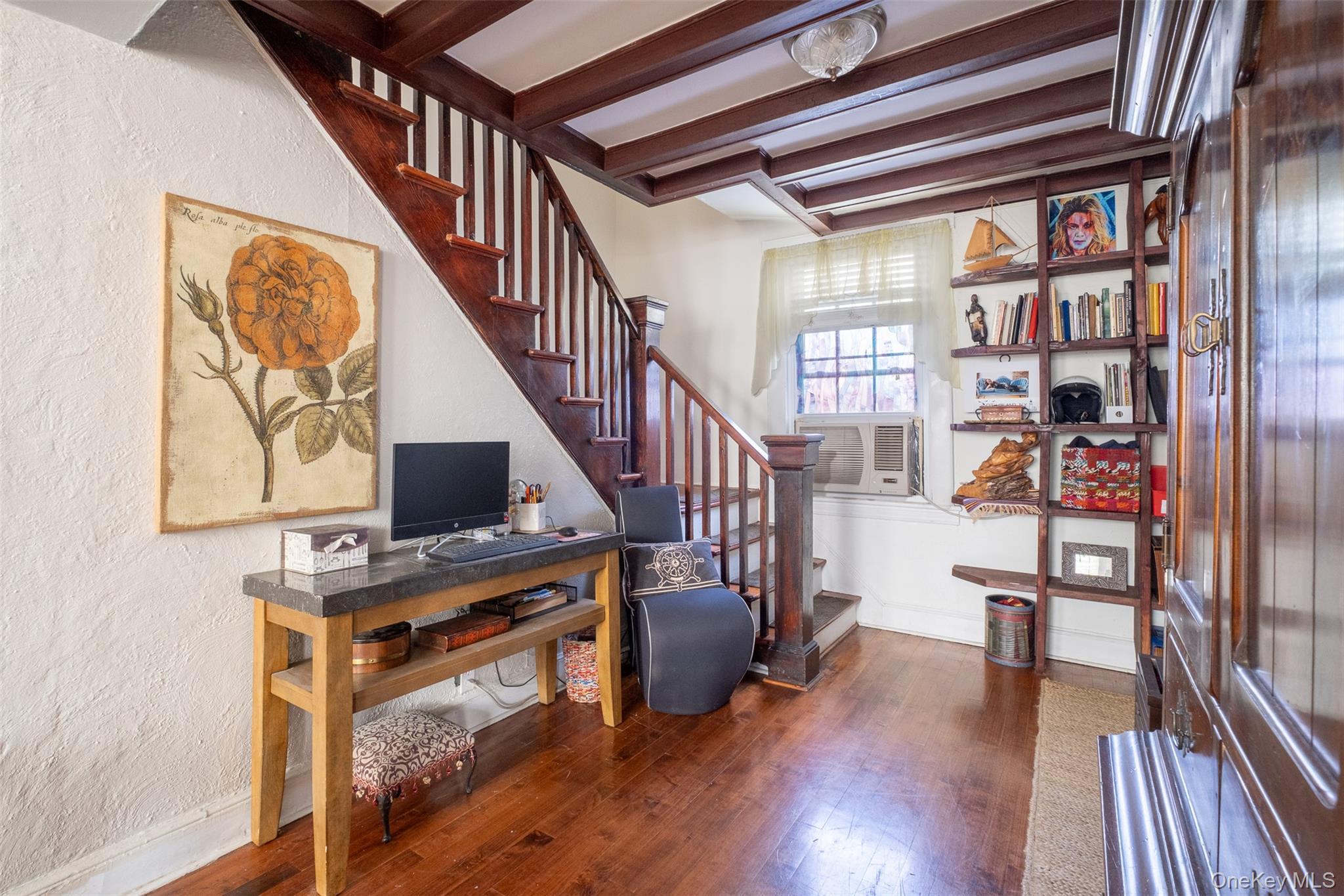 Single Family Minnieford Avenue Bronx, NY 10464, MLS-1020571-9