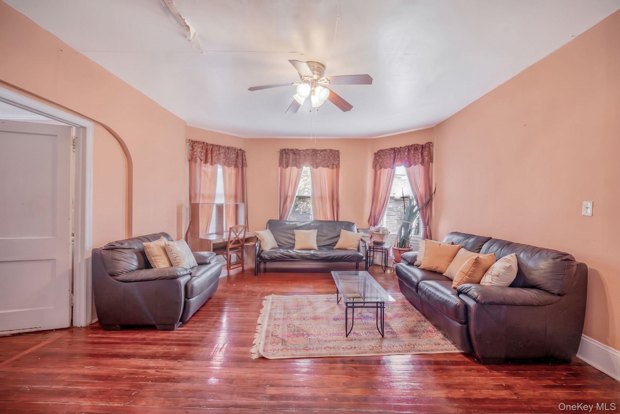 Single Family Bay Park Place Queens, NY 11691, MLS-1020605-11