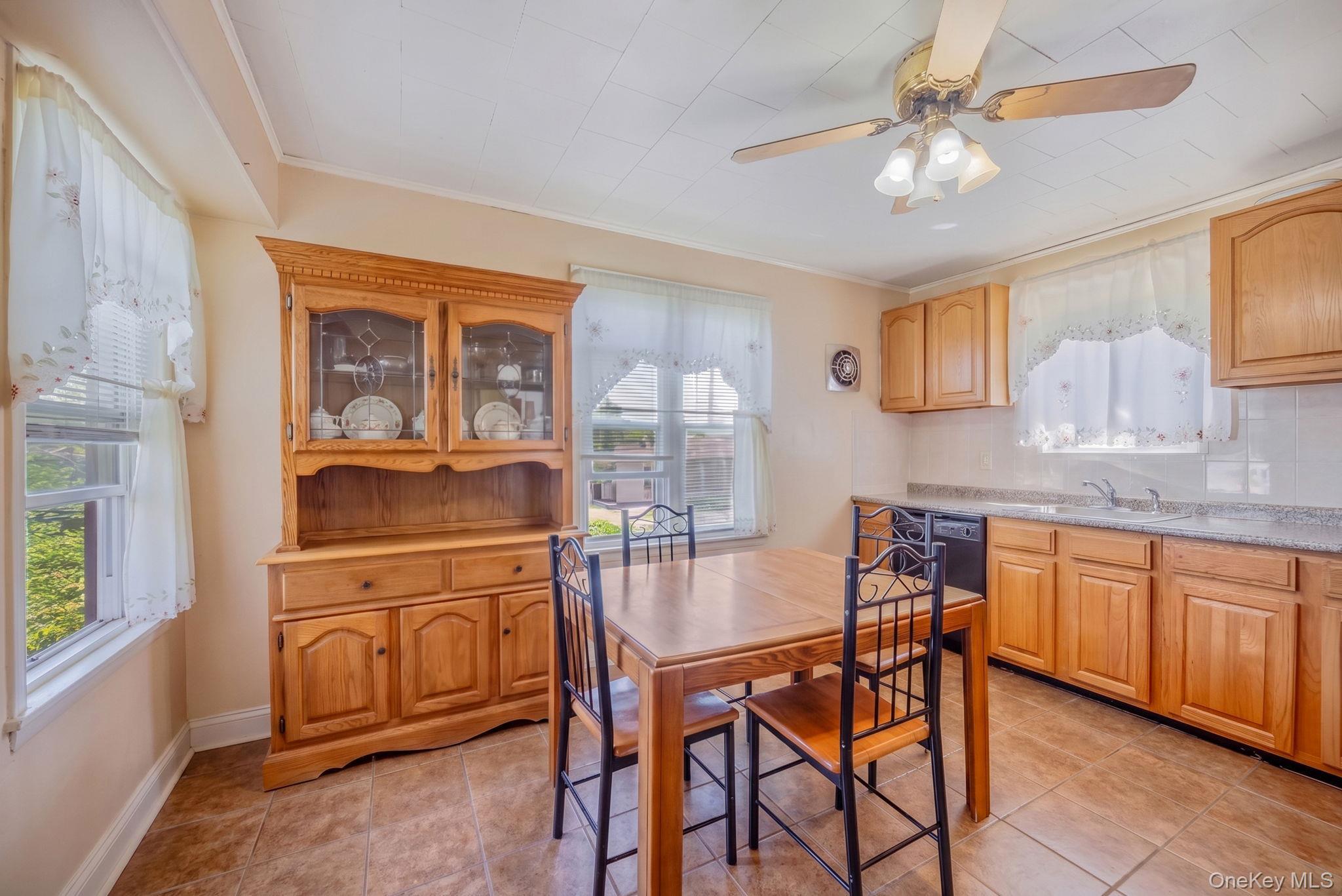 Single Family Bay Park Place Queens, NY 11691, MLS-1020605-15